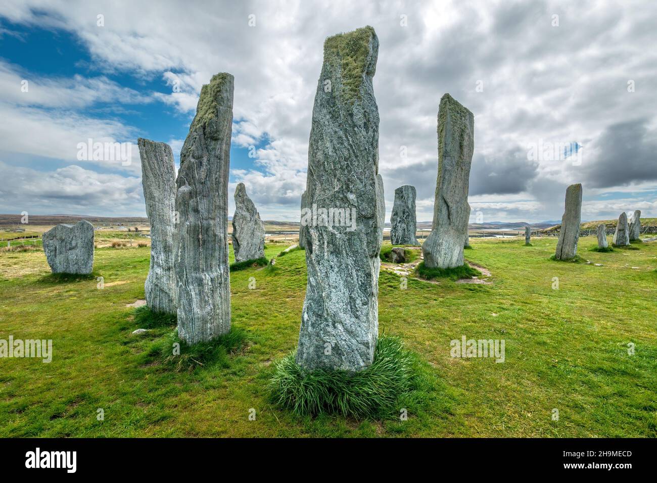 Piedras antiguas de Calanais en pie en mayo, Callanish, Isla de Lewis, Hébridas Exteriores, Escocia, REINO UNIDO Foto de stock