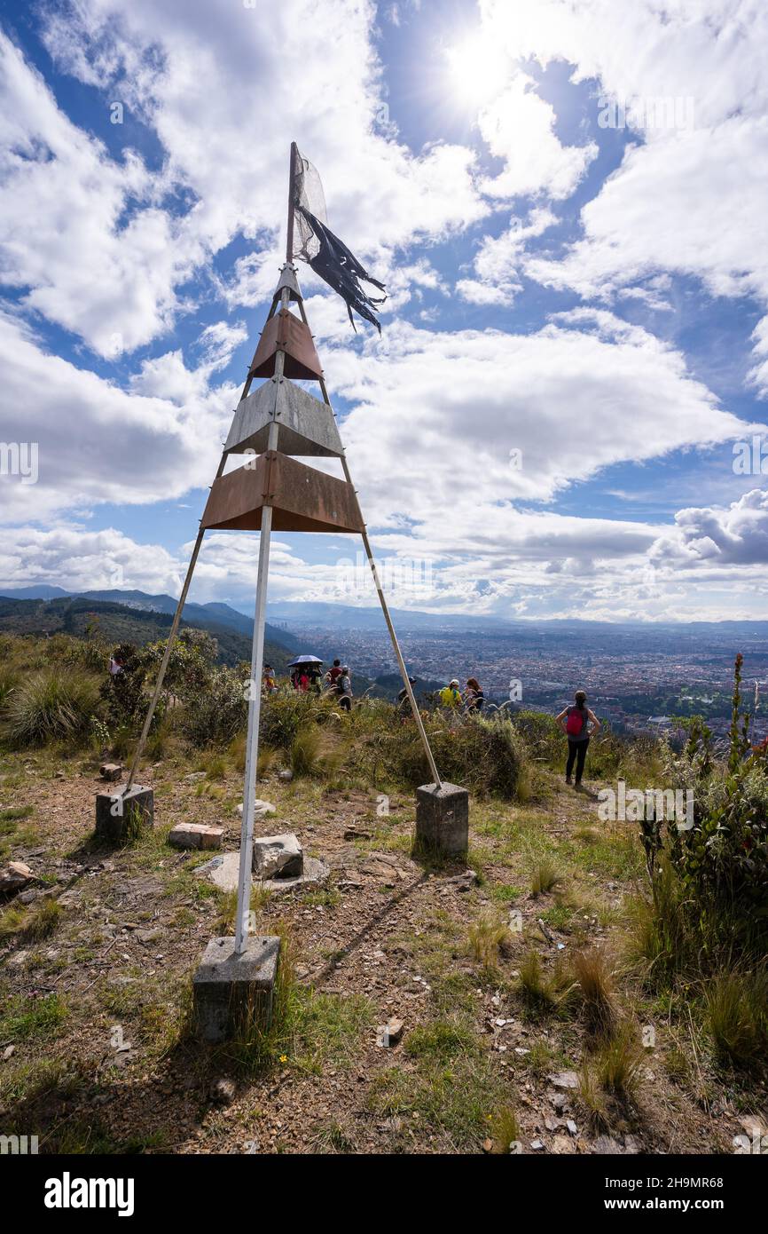 Localidad de Usaquen, Bogotá, Colombia, 4 de diciembre de 2021. Mirador en las alturas del barrio de La Mariposa Foto de stock