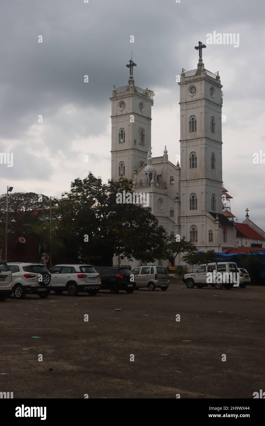 Santuario Nacional Basílica de Nuestra Señora de Ransom, Vallarpadam Foto de stock