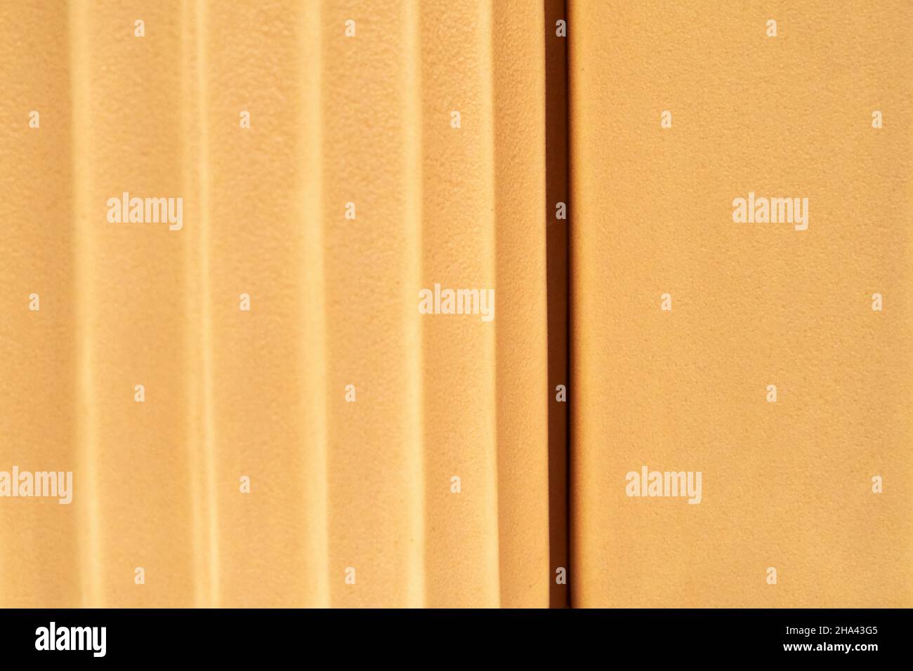 La textura cerámica de los jarras recuerda a un desierto. Auténtica artesanía y fondos abstractos Foto de stock