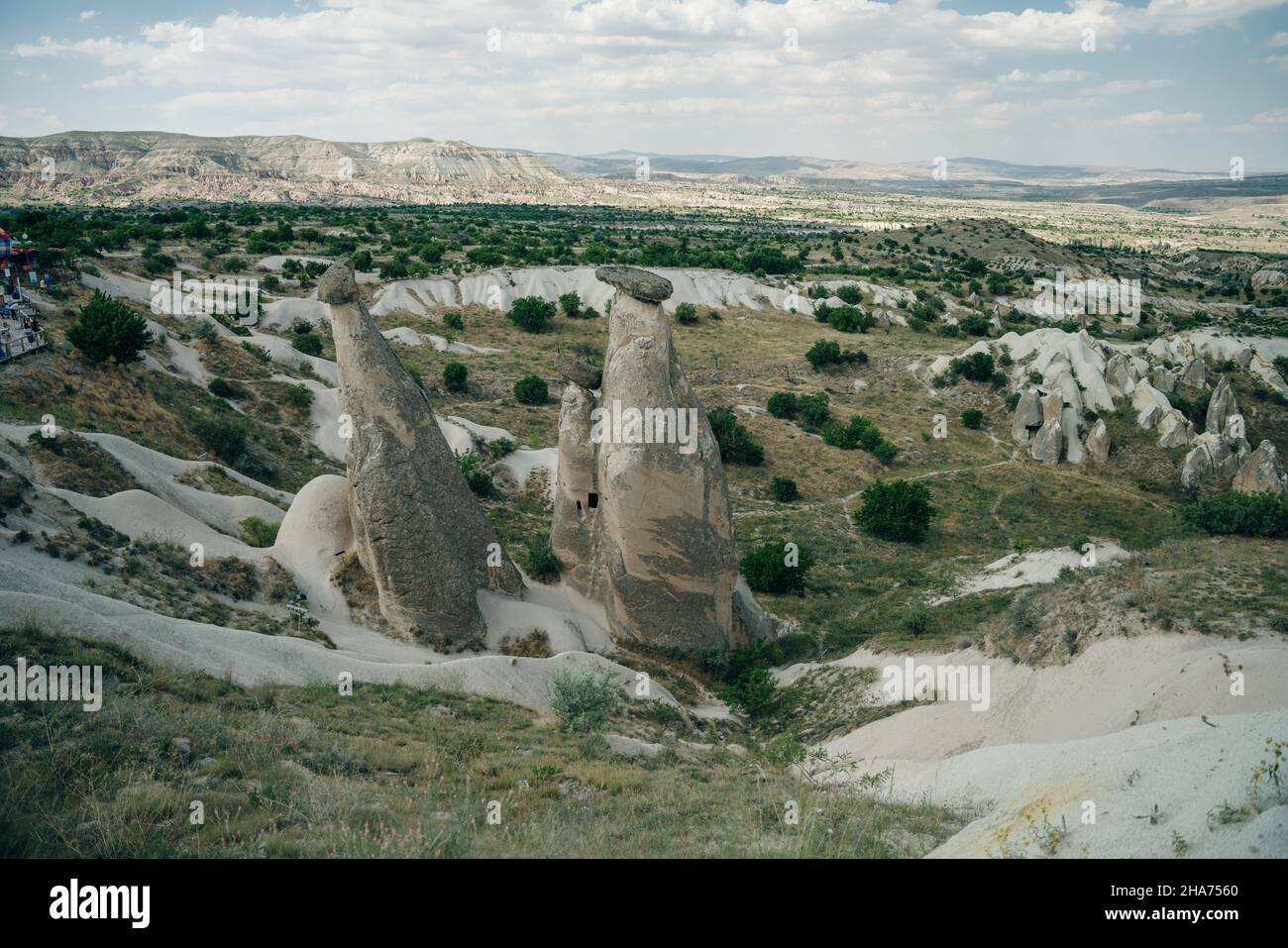 UC Guzeller (Tres Beauties) chimeneas de hadas en Capadocia, Turquía. Fotografías de alta calidad Foto de stock