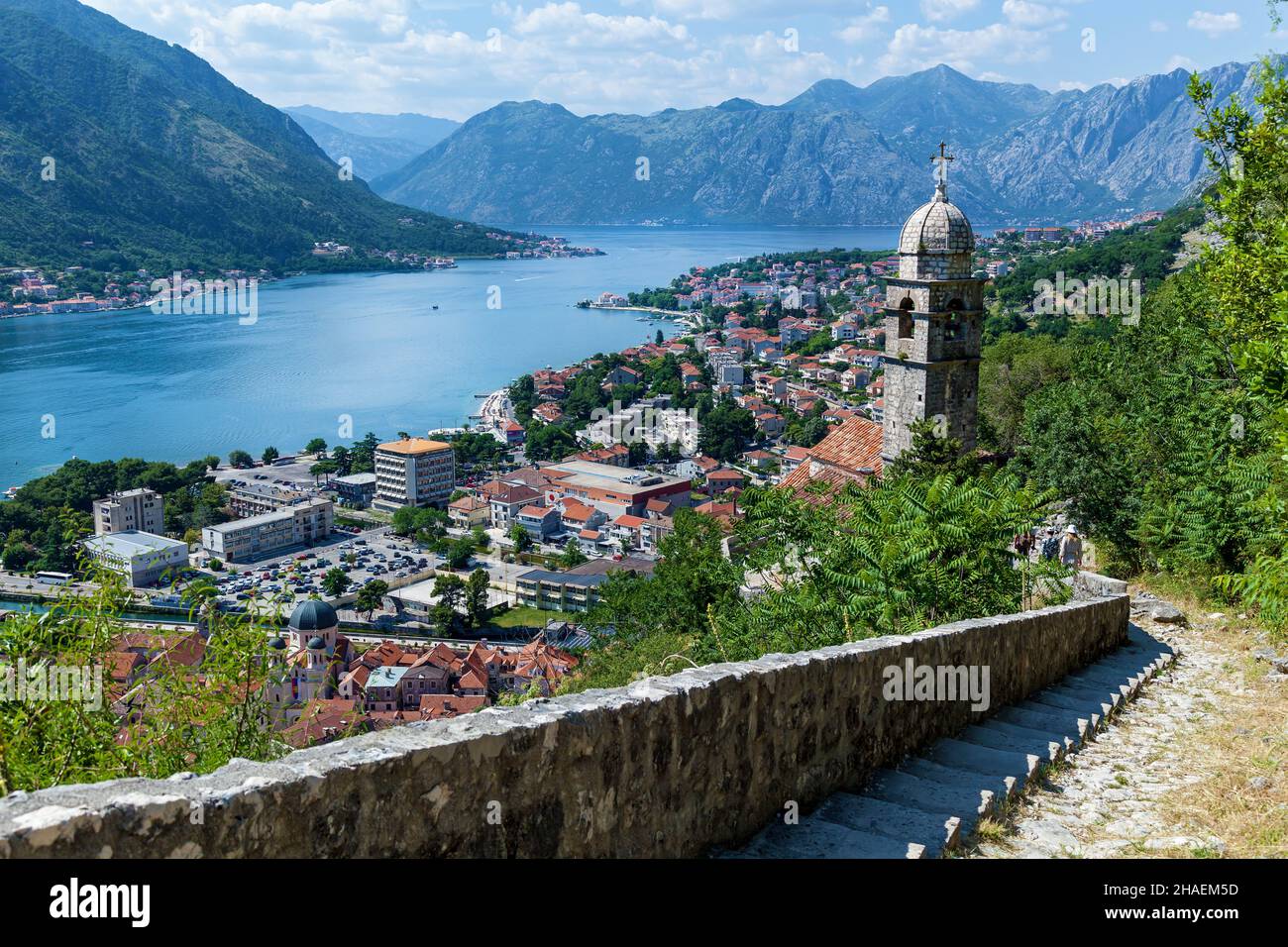 Vista aérea del casco antiguo de Kotor, Montenegro Foto de stock