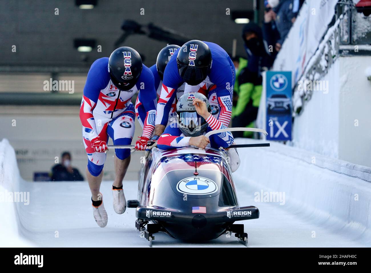 Carrera de skeleton y bobsleigh fotografías e imágenes de alta
