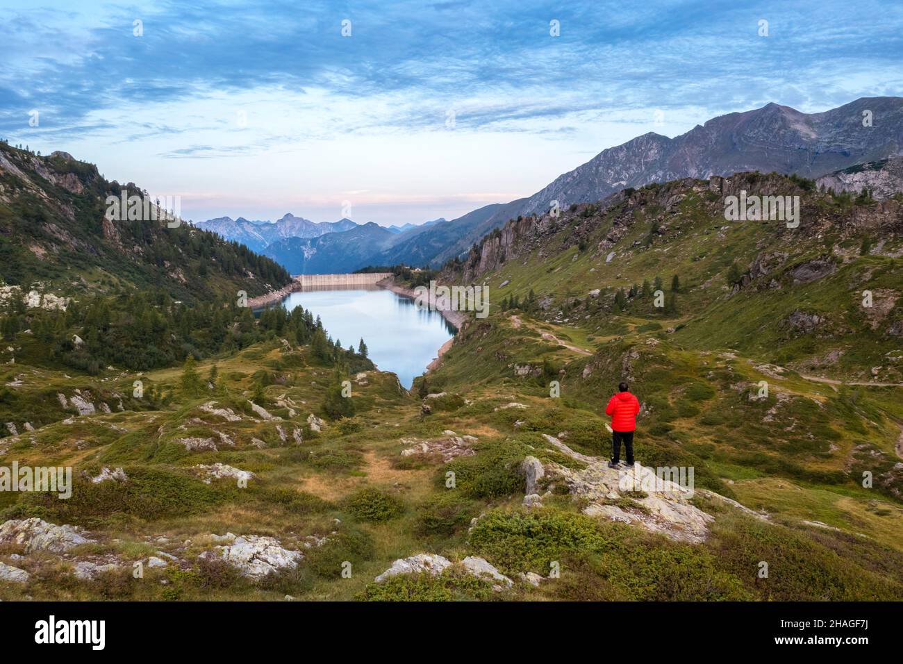 Vista de verano del Lago di Fregabolgia. Carona, Val Brembana, Alpi Orobie, Bérgamo, Provincia de Bérgamo, Lombardía, Italia, Europa. Foto de stock
