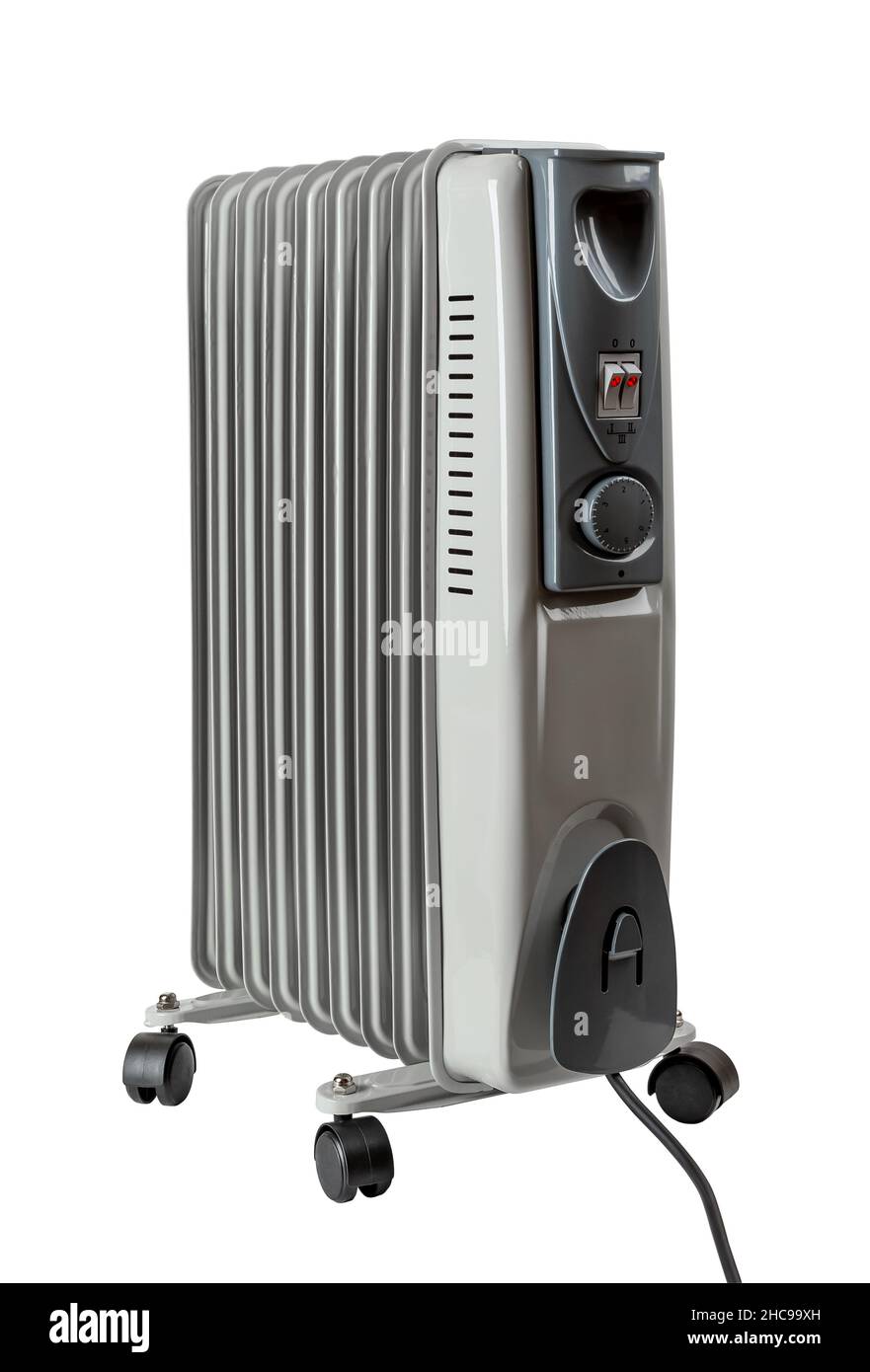 Calentador eléctrico de aceite gris aislado sobre fondo blanco. radiador  del calefactor de espacio de 9 aletas con mando e interruptores del  termostato. Electrodomésticos Fotografía de stock - Alamy