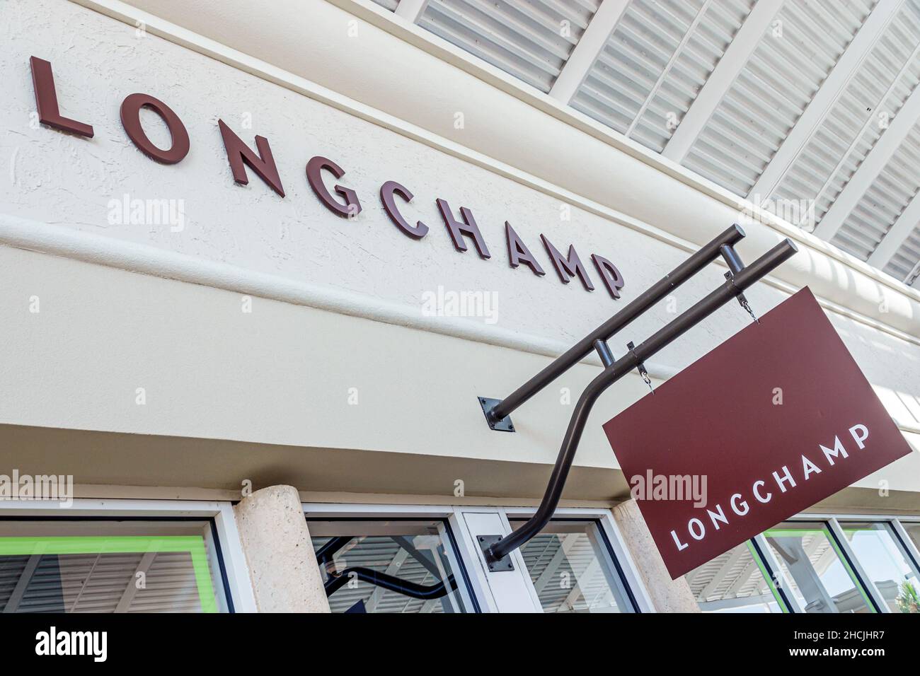 Orlando Florida Orlando Vineland Premium Outlets tienda outlet tienda de  moda centro comercial Longchamp exterior señal de entrada Fotografía de  stock - Alamy