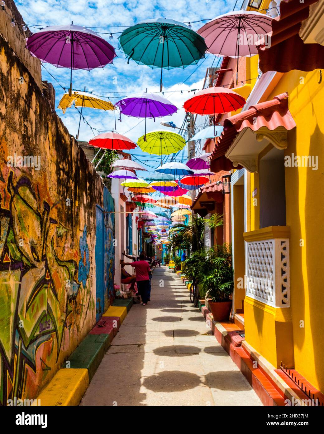 Cartagena - Colombia - Calle Paraguas Fotografía de stock - Alamy
