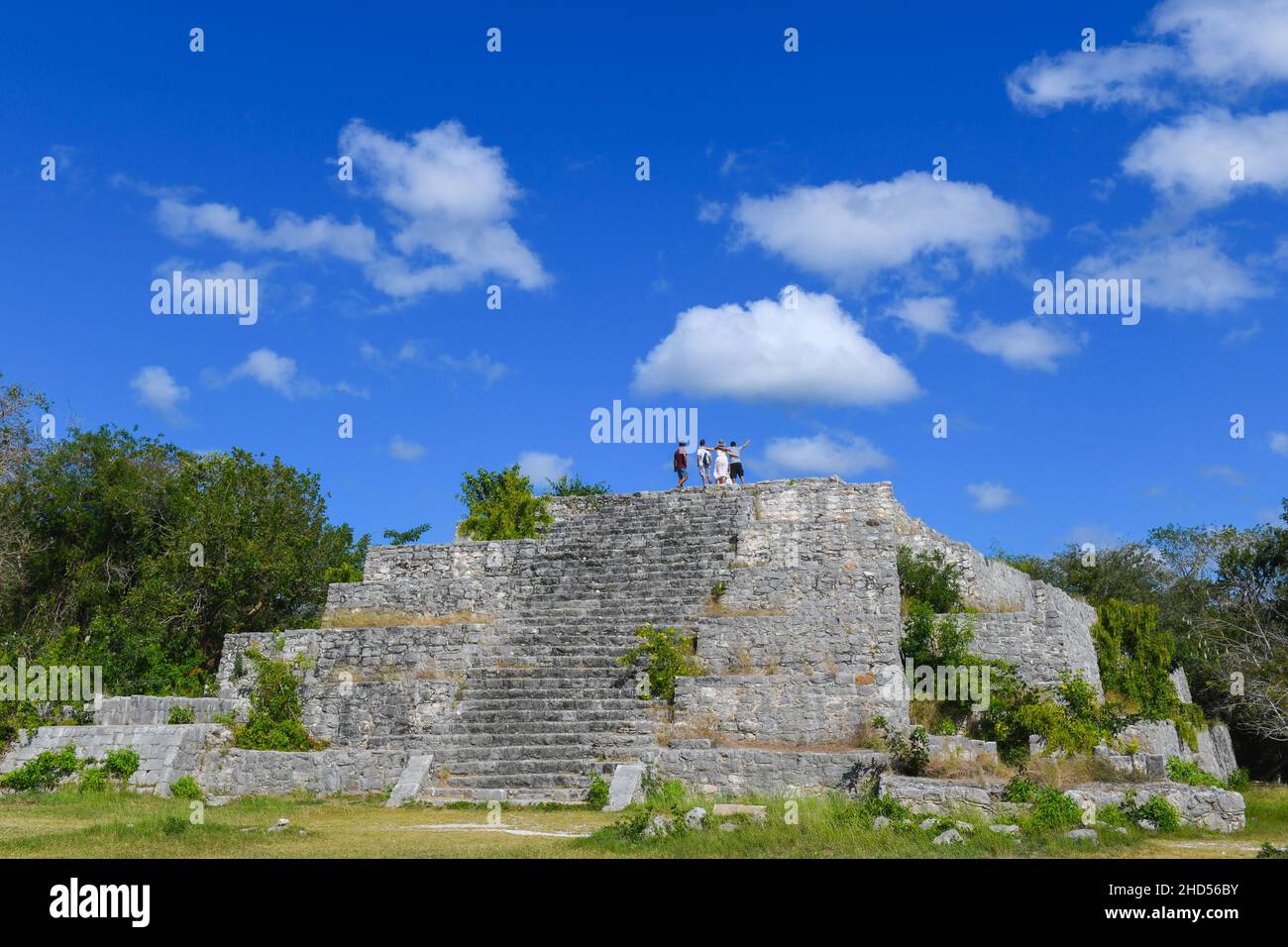 Dzibilchaltún Ruinas mayas , junto a Mérida Yucatán México Foto de stock