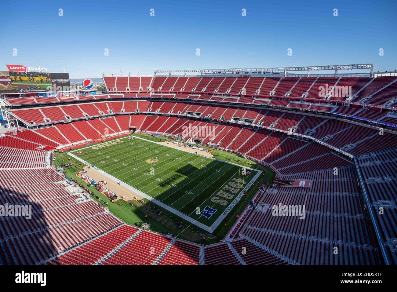 El estadio de Levi antes del inicio del partido entre San Francisco 49ers y  Houston Texans en Santa Clara, California, domingo 2 de enero de 2022.  (Imagen Fotografía de stock - Alamy