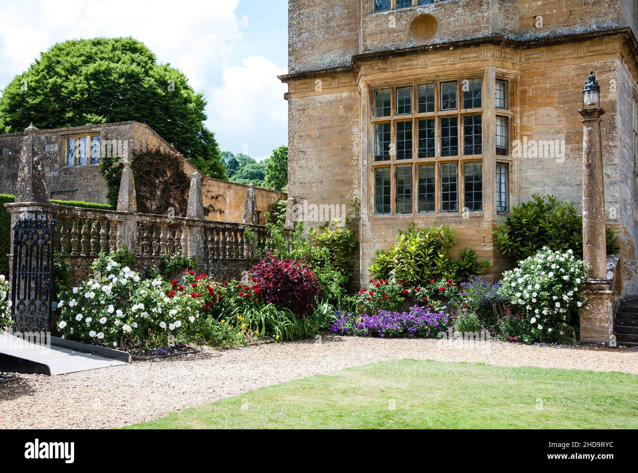 Montacute Casa y Jardines Foto de stock