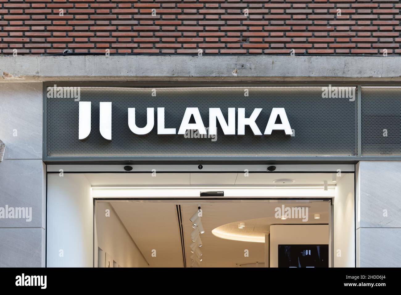 Ulanka fotografías e imágenes de alta resolución - Alamy