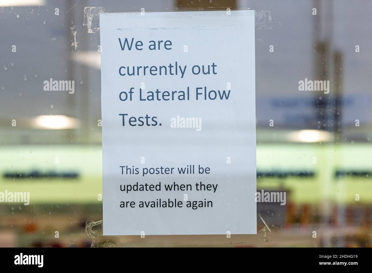 CARDIFF, WALES 3 DE ENERO Una señal que indica que las pruebas de