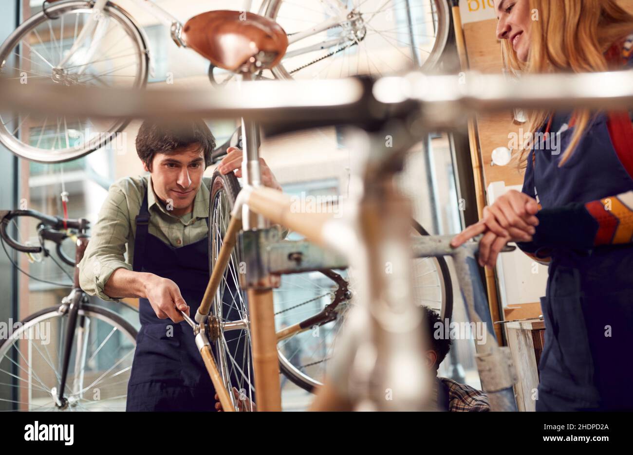 Cuadros de bicicleta e imágenes alta resolución - Alamy