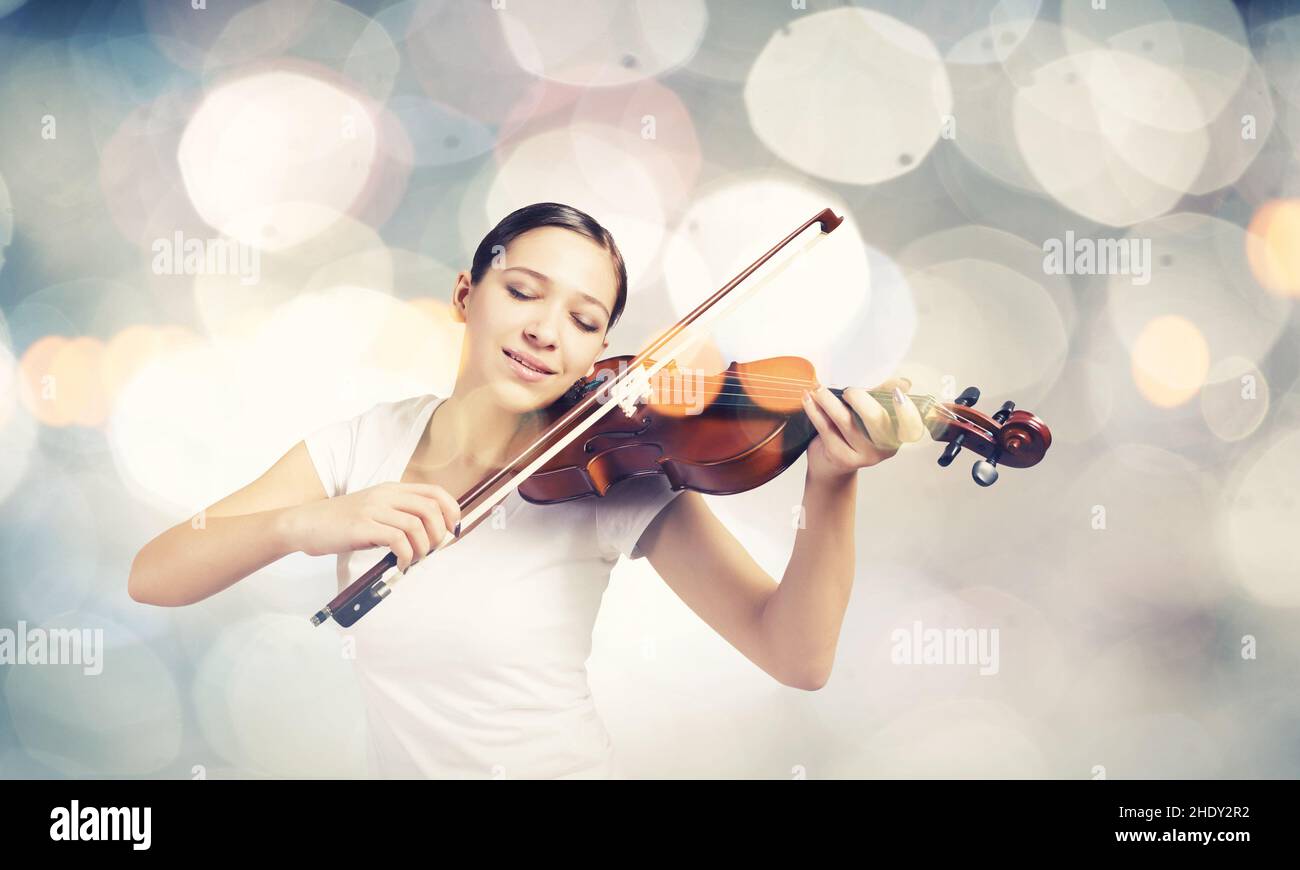 música clásica, tocar música, violinista, música clásica, tocar música, violinistas Foto de stock