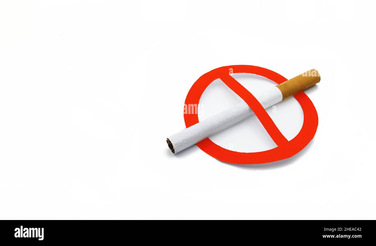 Dejar de fumar ilustración de la campaña no cigarrillos para la salud en  altura diferente Imagen Vector de stock - Alamy