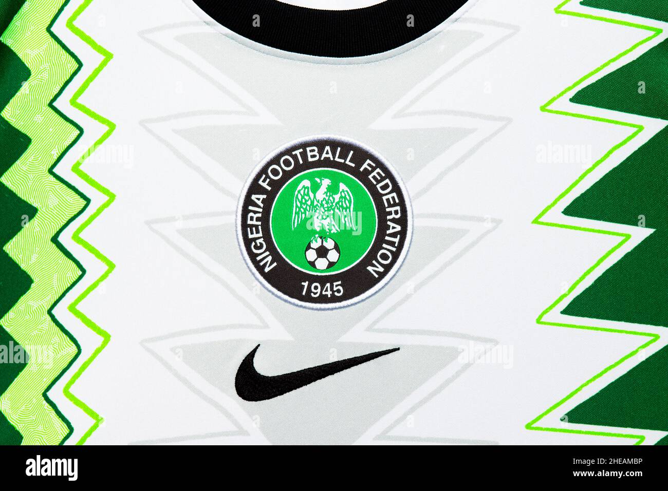 Primer plano de la selección nacional de Nigeria, la equipación de fútbol americano de Nike. AFCON 2022. Foto de stock