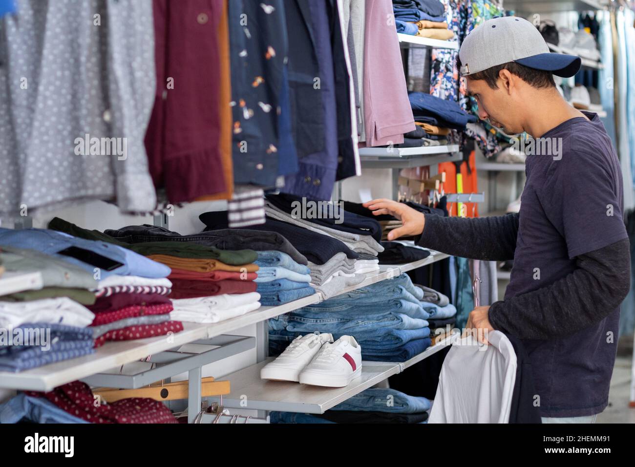 Ropa de Hombre - Comprá Indumentaria Online | Dafiti