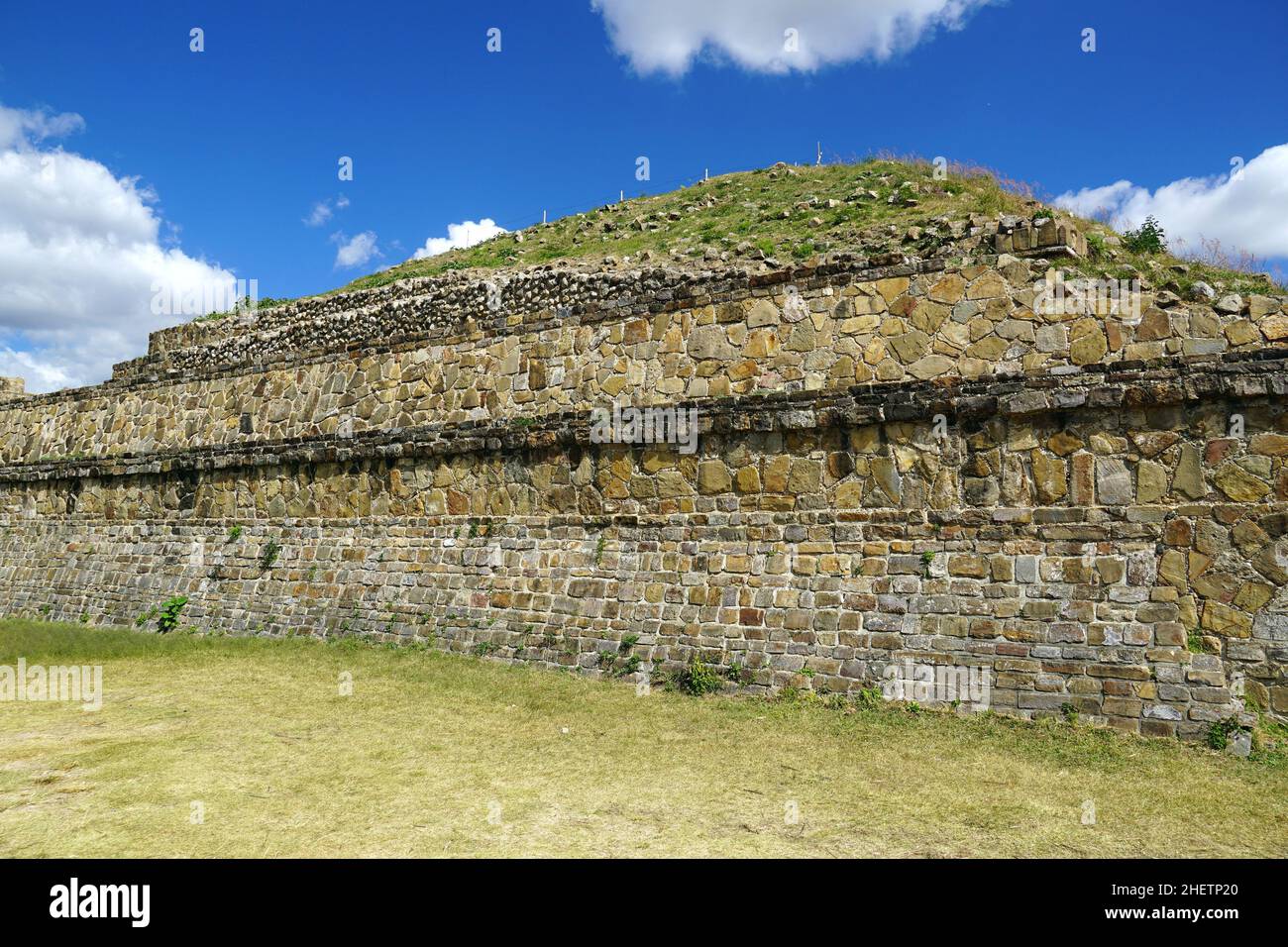 Monte Albán, ruinas zapotecas, yacimiento arqueológico precolombino