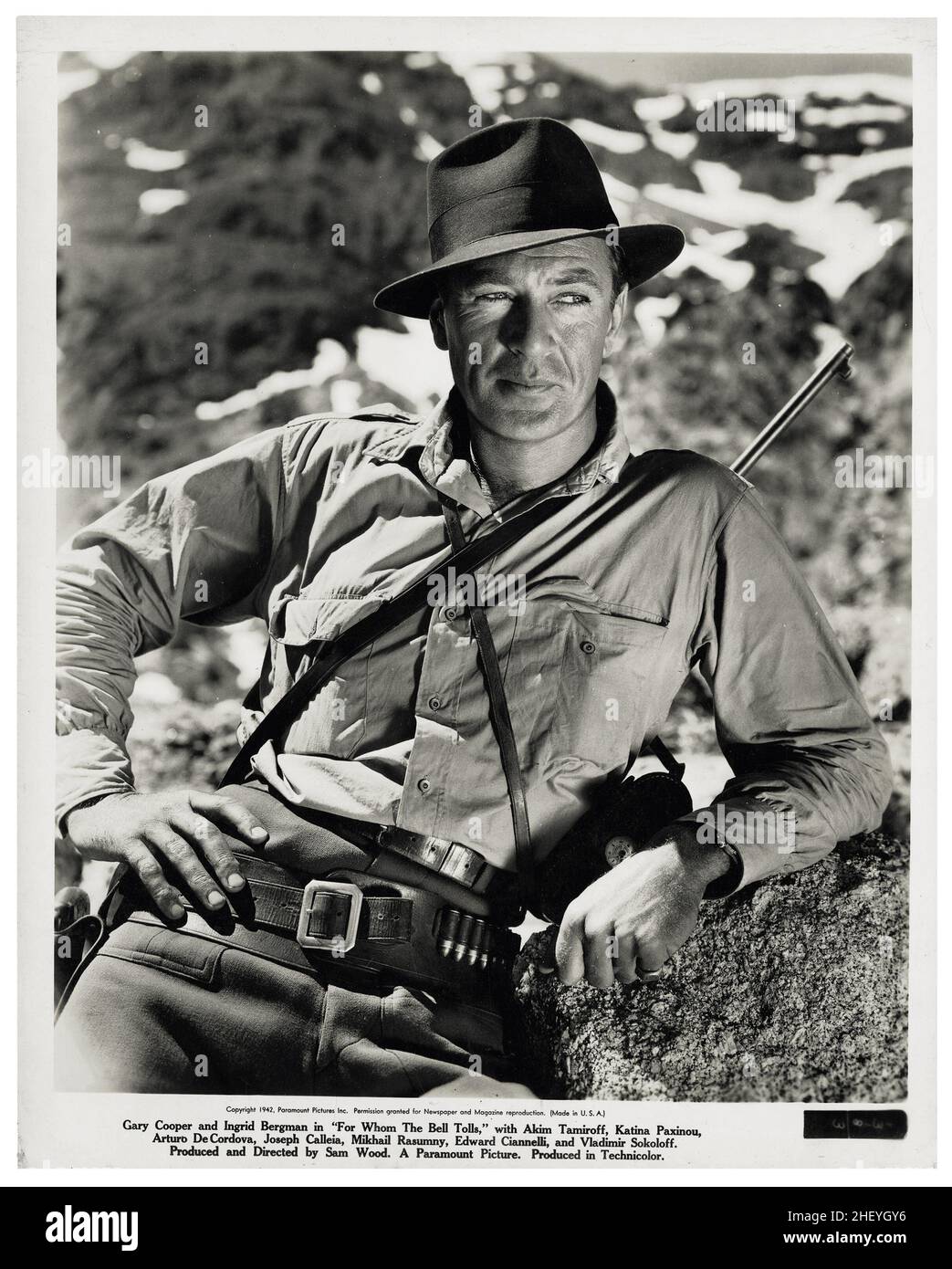 Para quien el Bell Tolls (Paramount, 1943). Gary Cooper Publicidad foto fija. Foto de stock