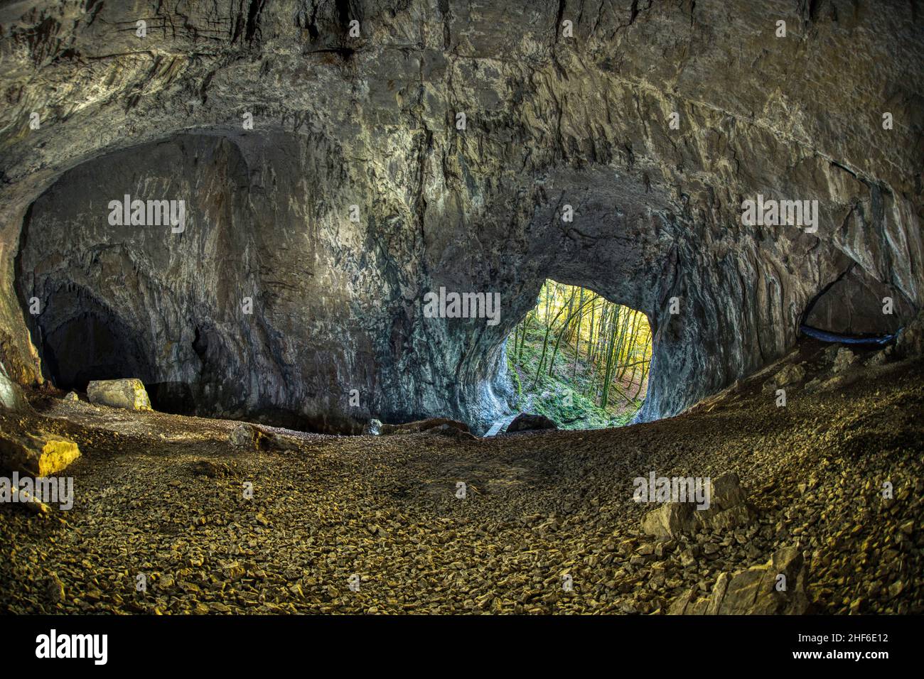 Cueva de estalactitas en Francia, Baume Archee Foto de stock
