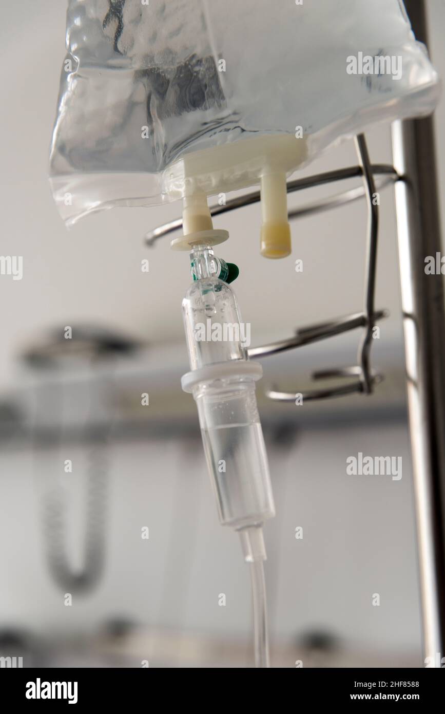 Líquidos intravenosos, hospital, hicados Foto de stock