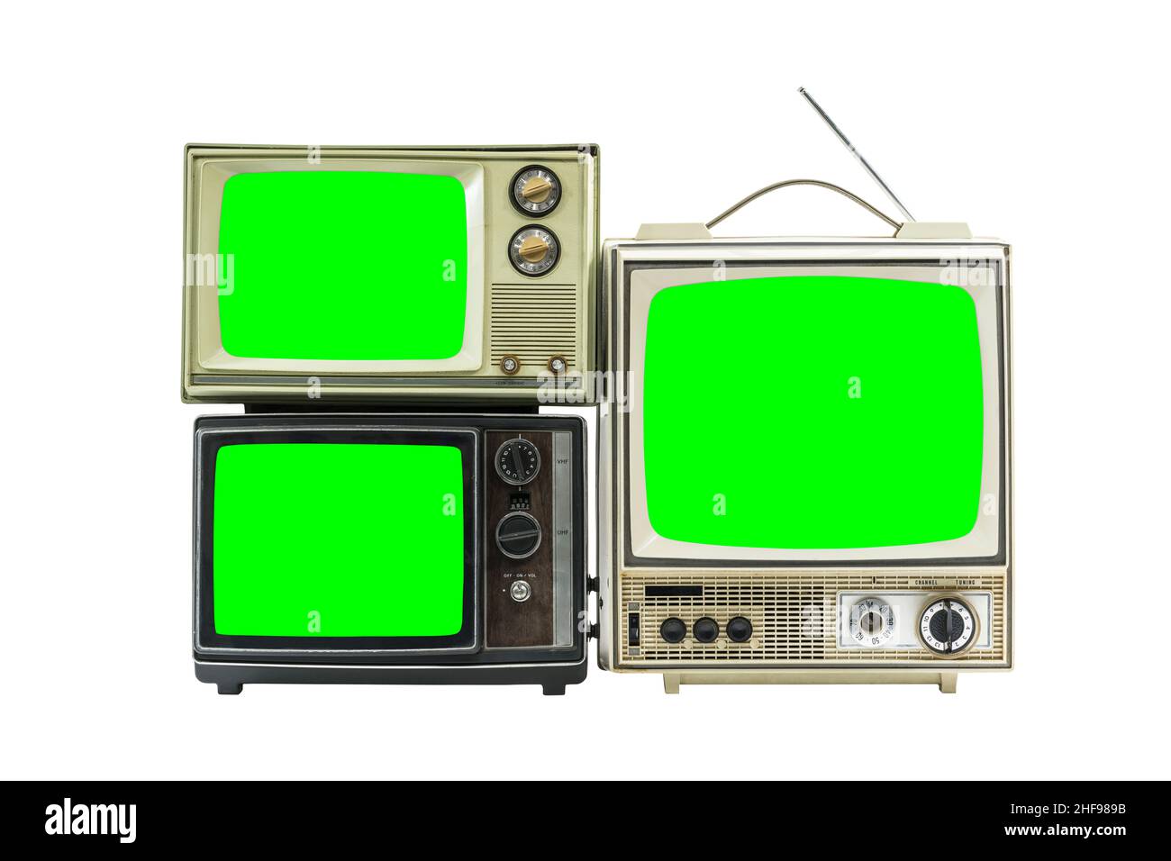 Tres televisores clásicos aislados en blanco con pantallas verdes con teclas cromadas. Foto de stock
