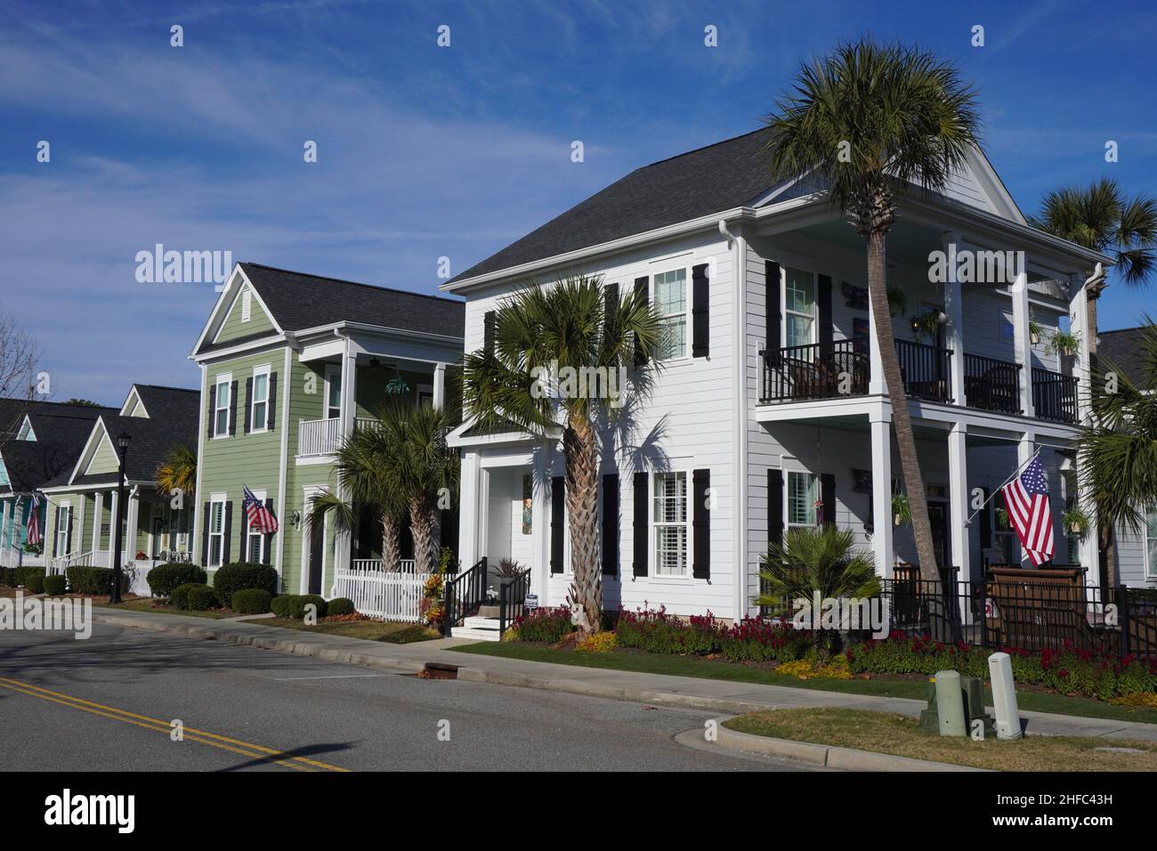 StreetView de casas en un barrio suburbano en Carolina del Sur Foto de stock