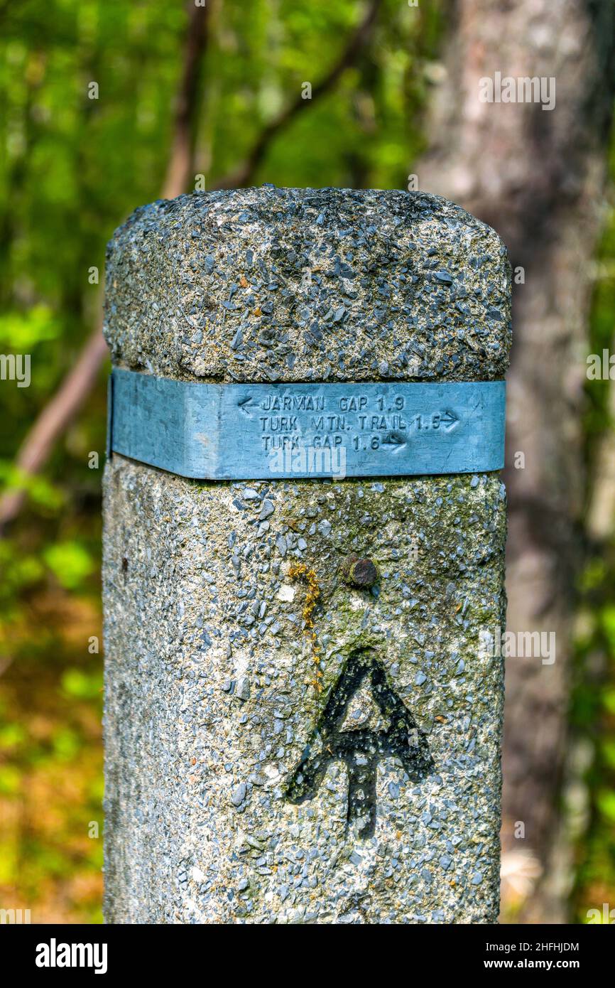 Parque Nacional de Shenandoah, VA - 10 de mayo de 2018: Marcador de la Ruta de los Apalaches Foto de stock