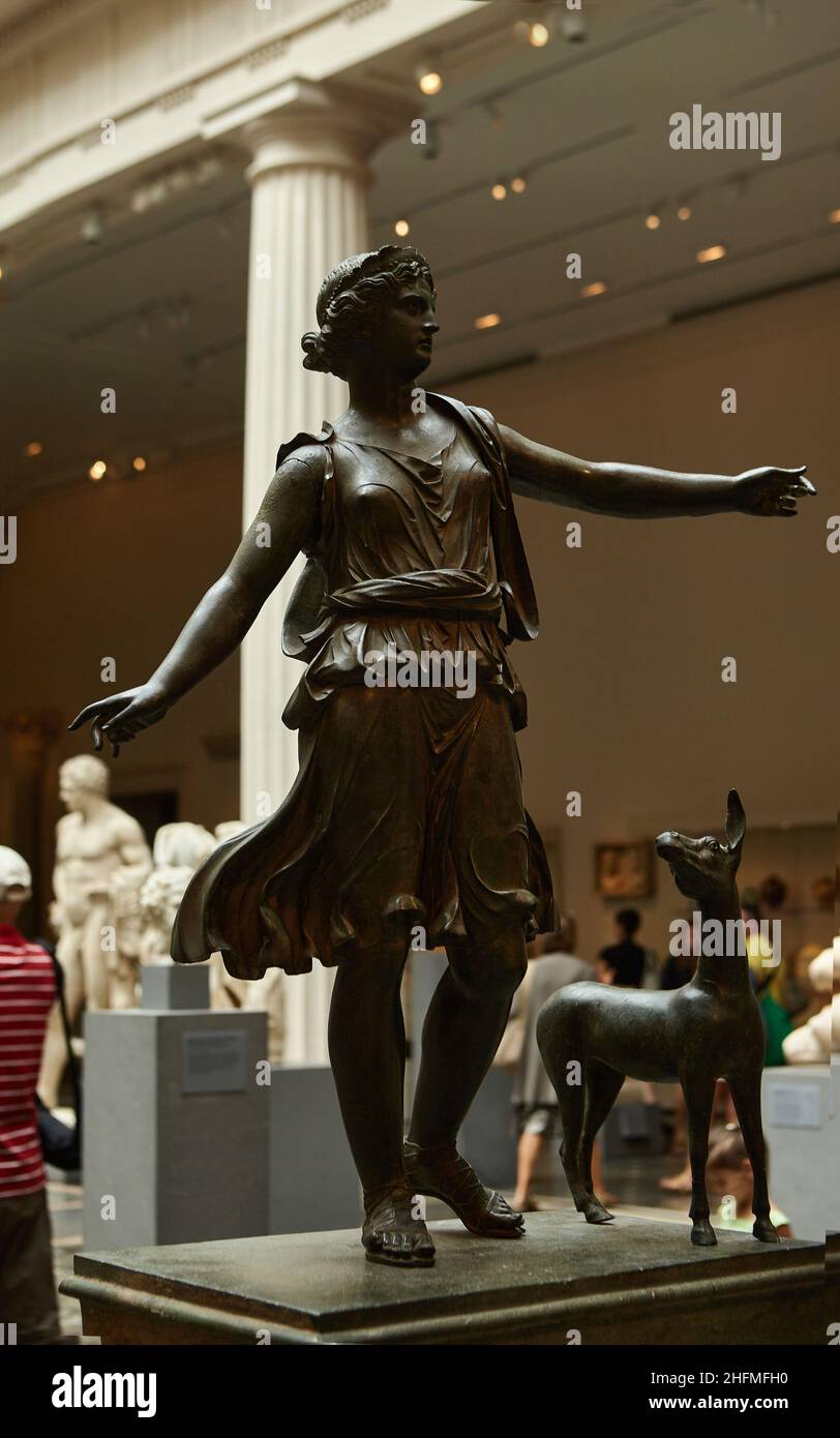 Leon Levy y Shelby White Court, la pieza central de las galerías romana y griega en el Metropolitan Museum of Art en la ciudad de Nueva York. Foto de stock