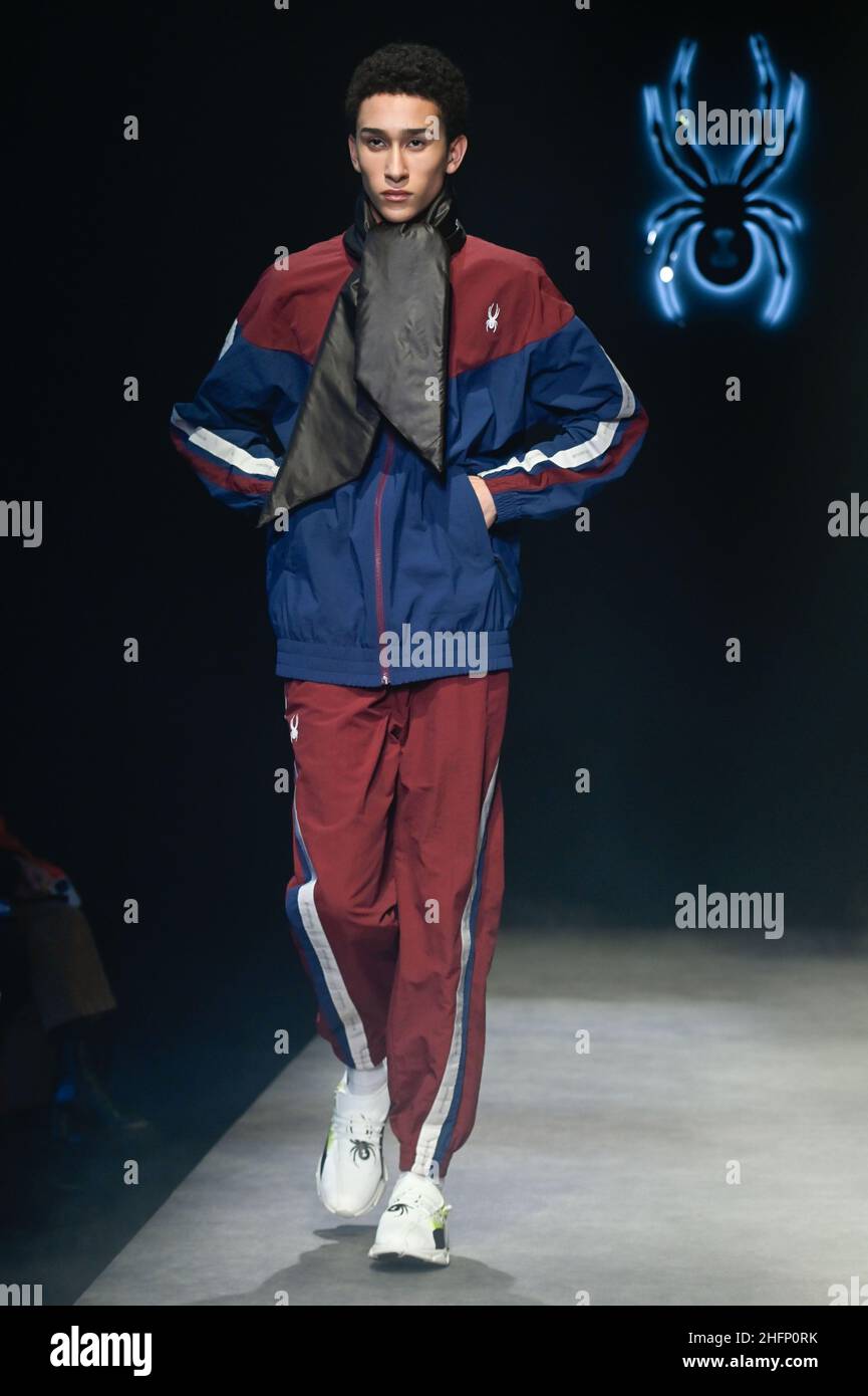 Milán, Italia. 17th de Ene de 2022. Semana de la Moda de Milán, Otoño de  los Hombres Invierno. 2022 2023 Milán, Moda masculina Otoño Invierno 2022  2023. Spyder Fashion Show Pictured: Modelo