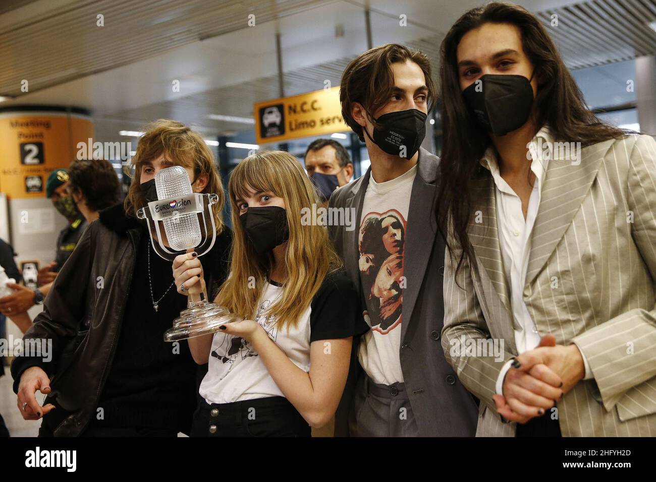 Damiano david y victoria de angelis de maneskin fotografías e imágenes de alta resolución Alamy