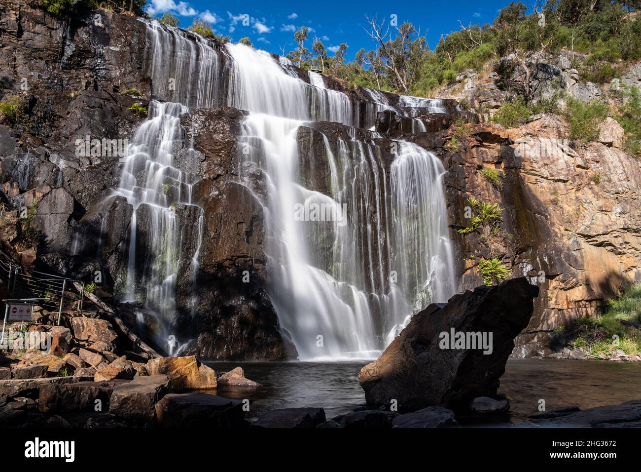 Hermosa cascada en Australia Foto de stock