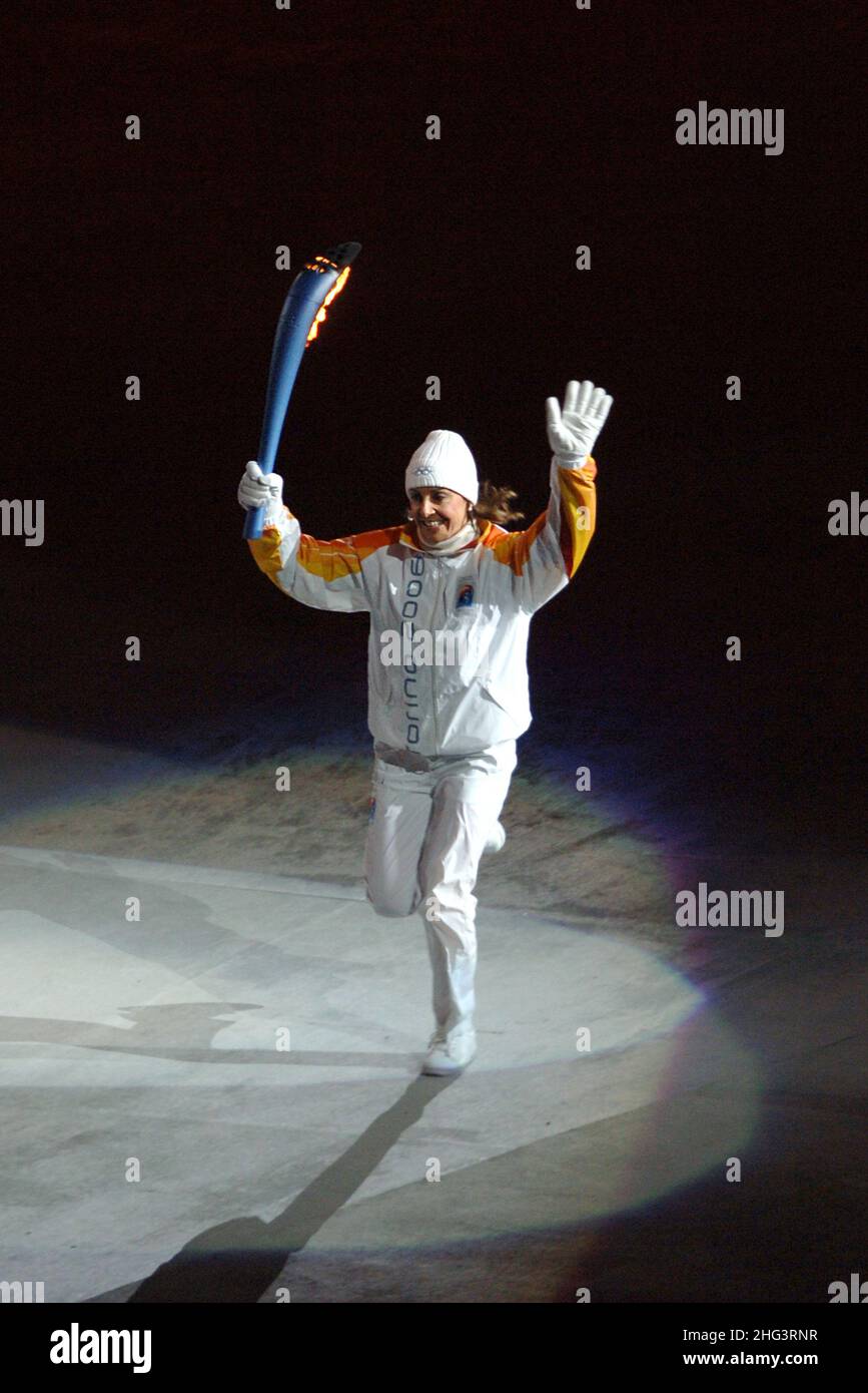 Turín Italia 20060210 Ceremonia de apertura de los Juegos Olímpicos