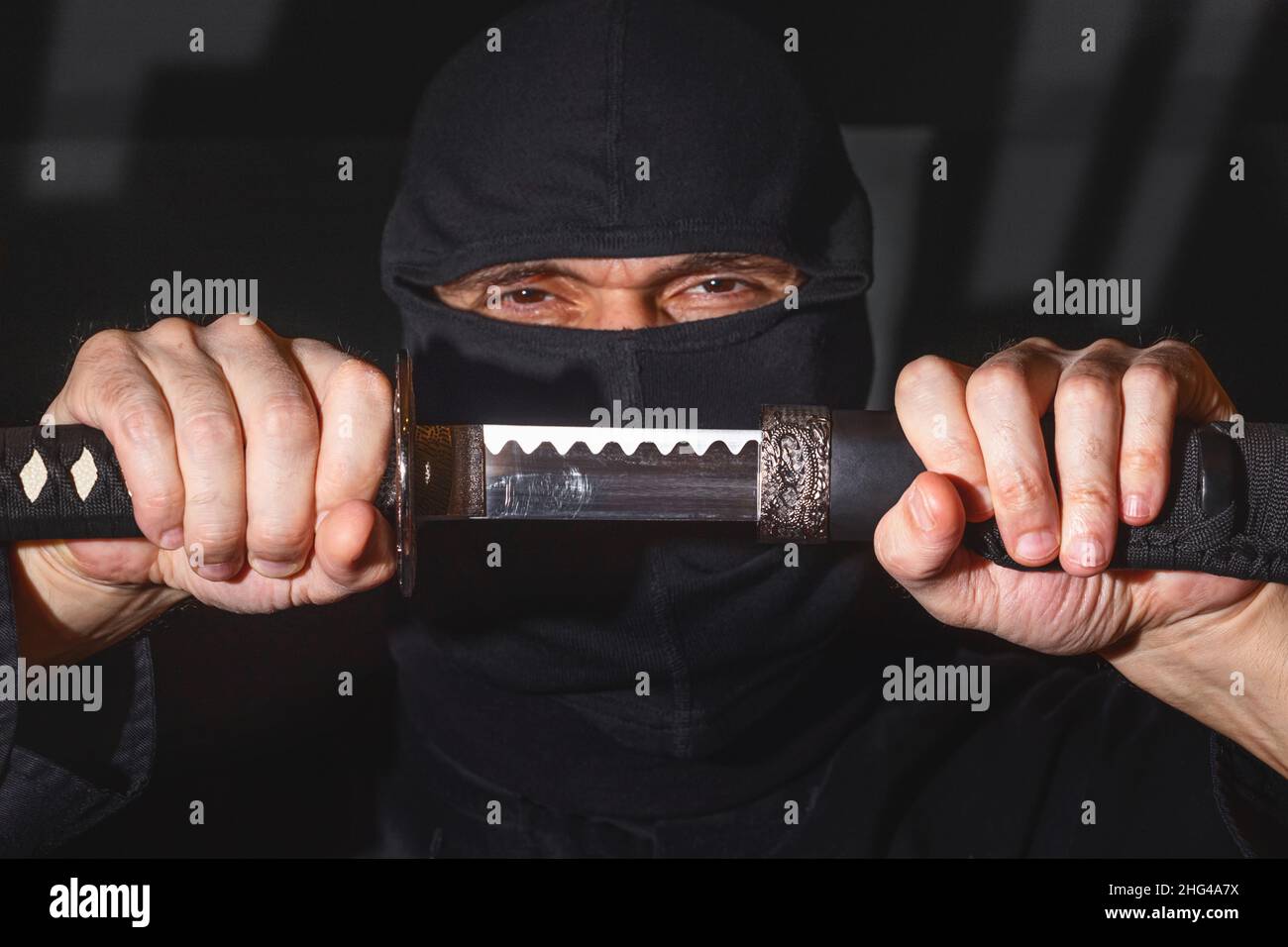 Tony Todd Sherwood (Tony Todd) ist Anfuehrer der Terroristen. *** Local  Caption *** 1996, Sabotage, Sabotage - Dark Assassin Stock Photo - Alamy