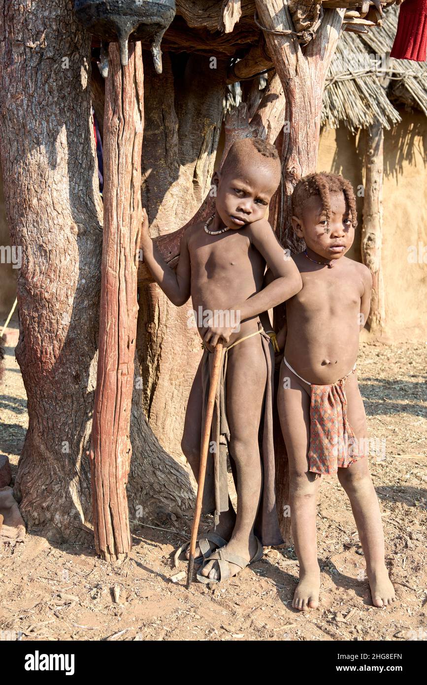 seguramente alegría Agotamiento Calzoncillos de niños fotografías e imágenes de alta resolución - Alamy