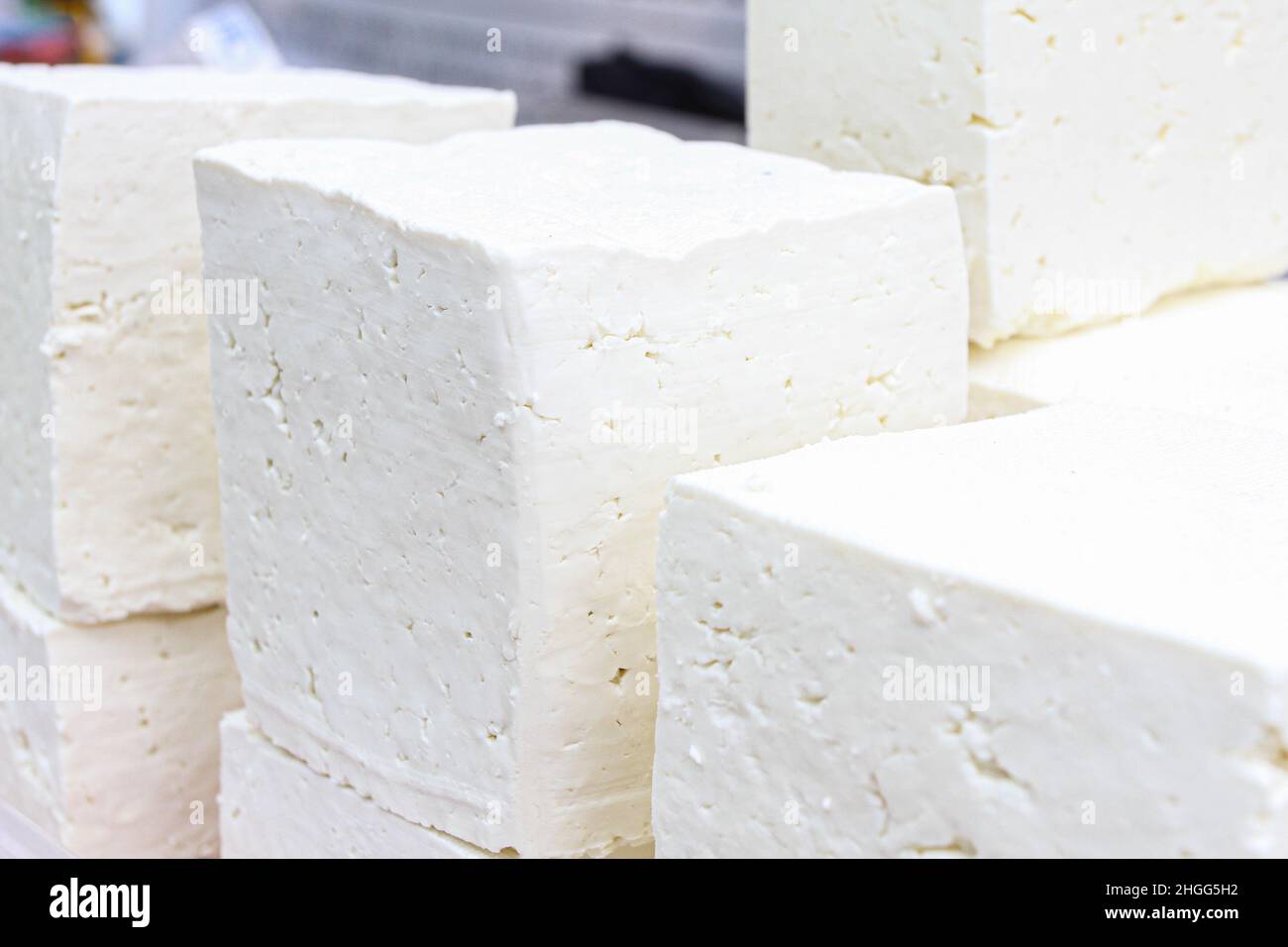 Cubos de salmuera blanco queso Foto de stock
