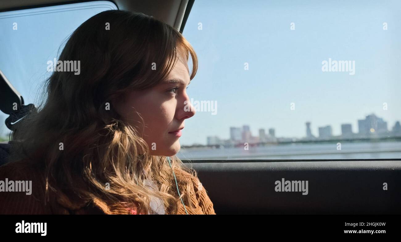 EE.UU. Emilia Jones en la (C)Apple TV+ nueva película : CODA (2021).  Argumento: Como UN CODA (Niño de Adultos Sordos) Ruby es la única persona  auditiva en su familia sorda. Cuando el