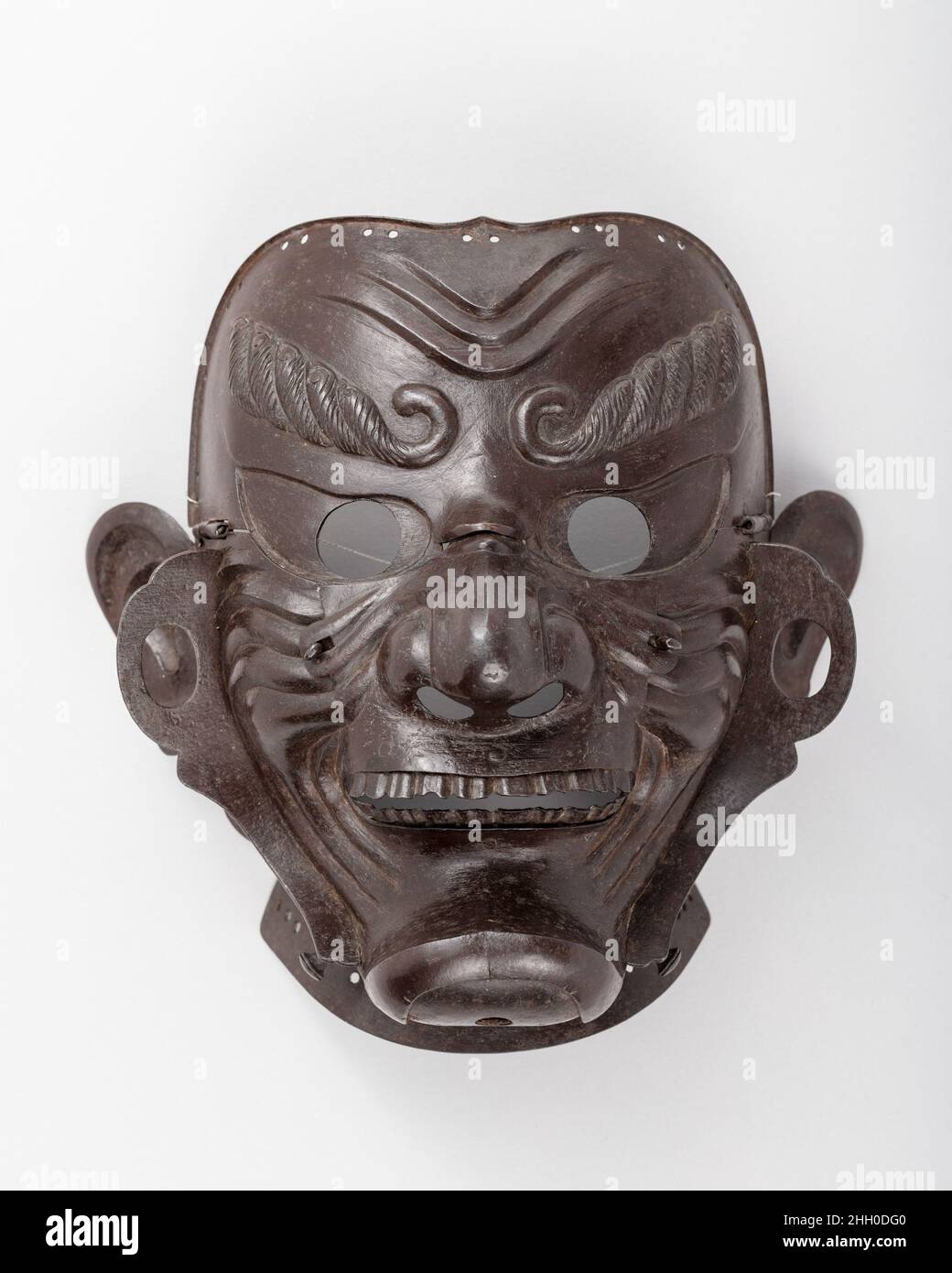 Máscara del siglo 18th inscrita por My?chin Muneakata Las máscaras  japonesas han jugado durante mucho tiempo un papel importante en la cultura  japonesa: En ceremonias religiosas, danza, teatro Noh, y traje militar.