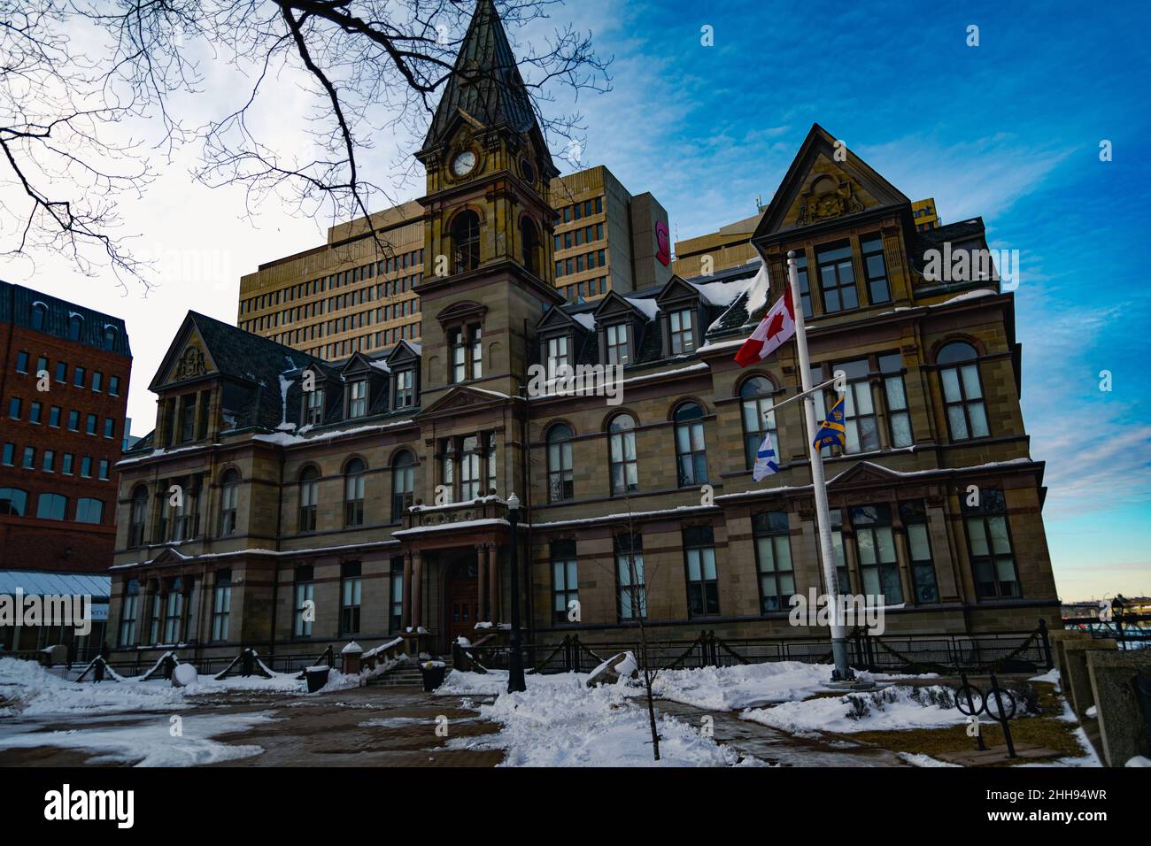 halifax city hall, lugar histórico nacional de canadá en pleno invierno Foto de stock