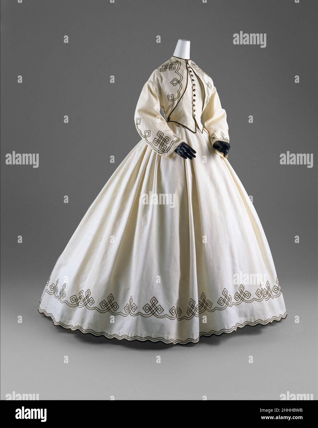 Vestido de paseo 1862–64 Americano En el 1860s, vestido se hinchó en  volumen, pero como los vestidos que más asociamos con Scarlett O'Hara, sus  grandes circunferencias fueron sostenidas por crinolines o aros,