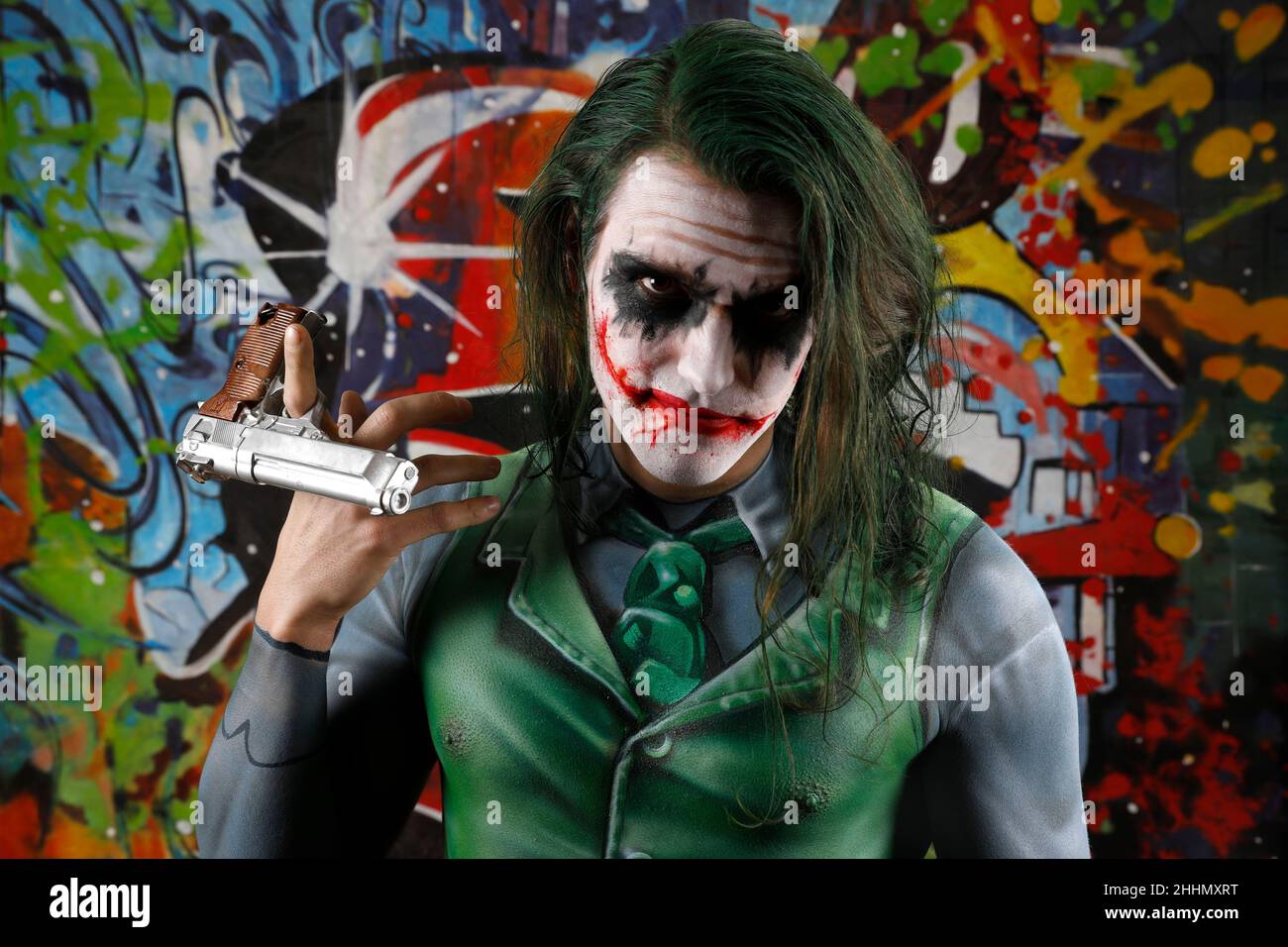 GEEK ART - Bodypainting y Transformaking: Joker se encuentra con Riddler  fotohooting con Patrick Kiel como Joker en el estudio Duesterwald el 23 de  enero de 2022 en Hamelin - un proyecto