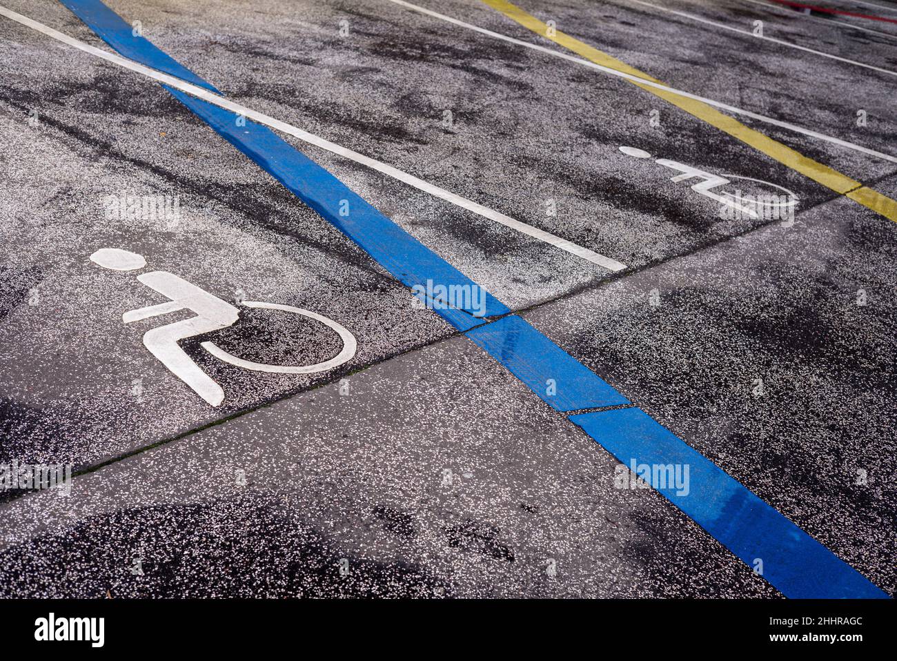 Parkplatz für Behinderte, símbolo Foto de stock
