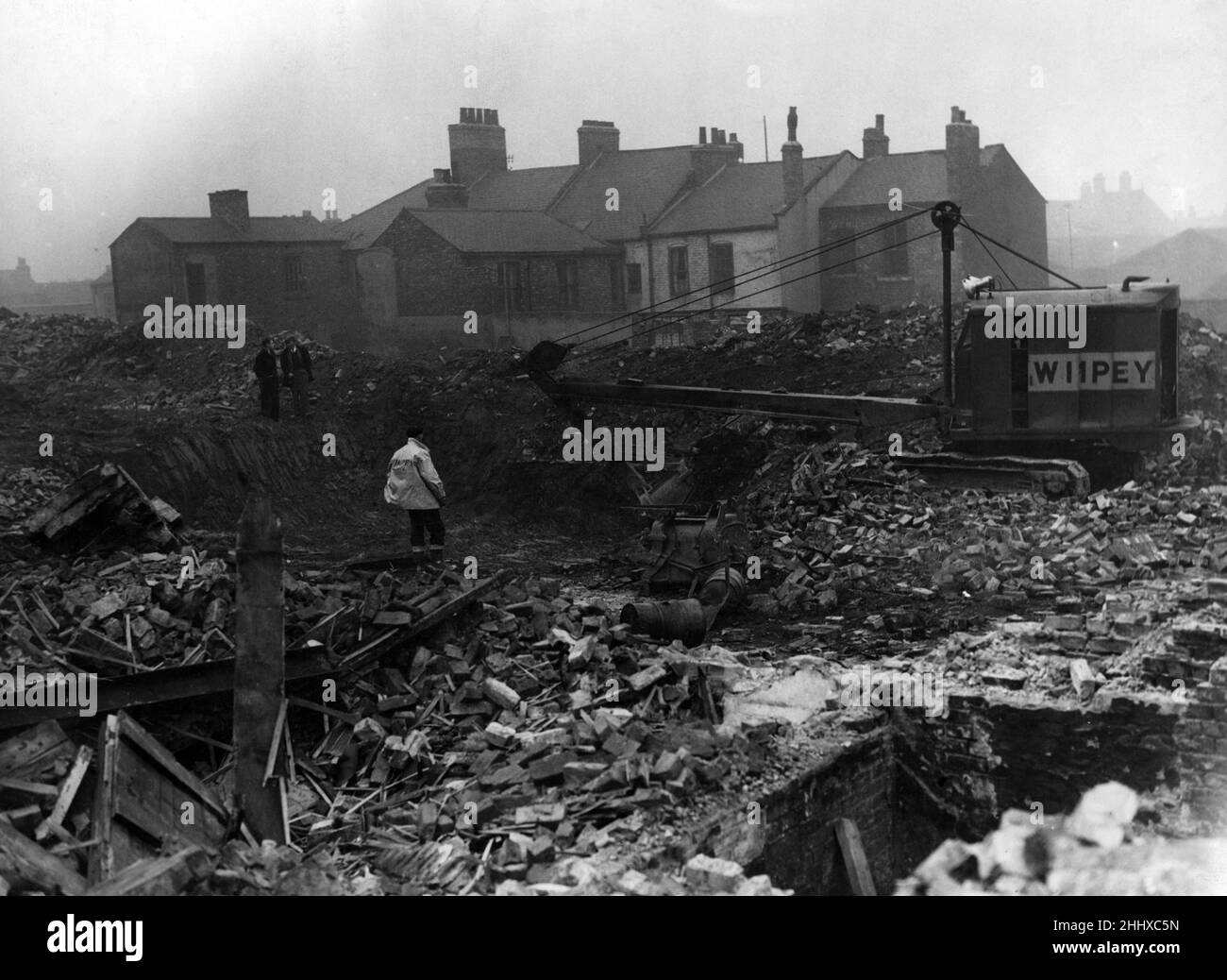 Despeje de barrios de tugurios en St Hilda's, Middlesbrough. 28th de noviembre de 1955. Foto de stock
