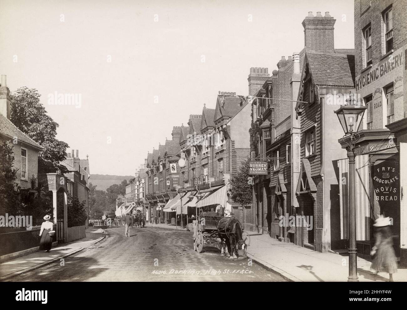 Fotografía vintage, finales de 19th, principios del siglo 20th, vista de High Street, Dorking, Surrey Foto de stock