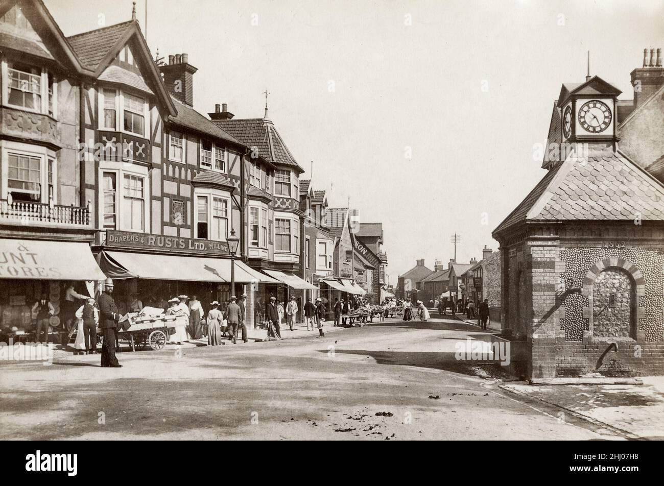 Fotografía vintage, finales de 19th, principios del siglo 20th, vista de High Street, Sheringham, Norfolk Foto de stock