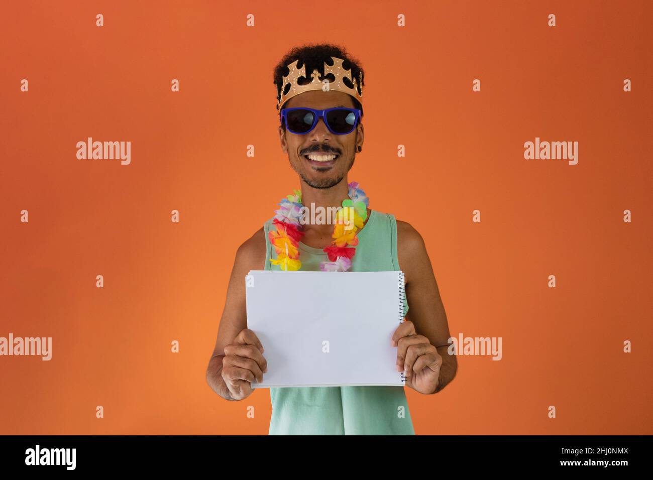 Gafas de carnaval fotografías e imágenes de alta resolución - Alamy