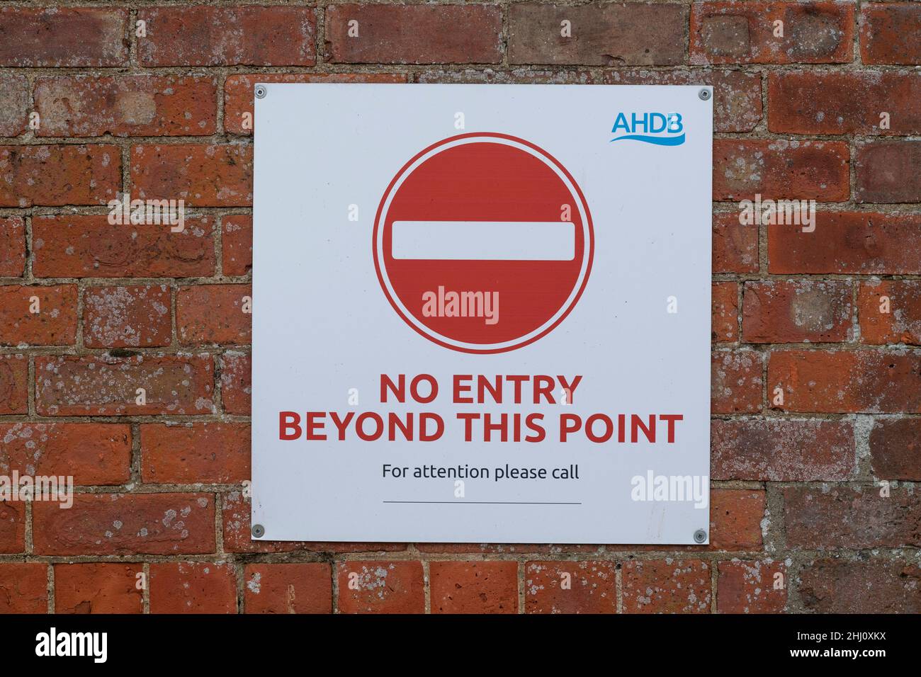 No hay señal de entrada en una granja de cerdos como parte de su programa de Bioseguridad para ayudar a prevenir enfermedades. Foto de stock