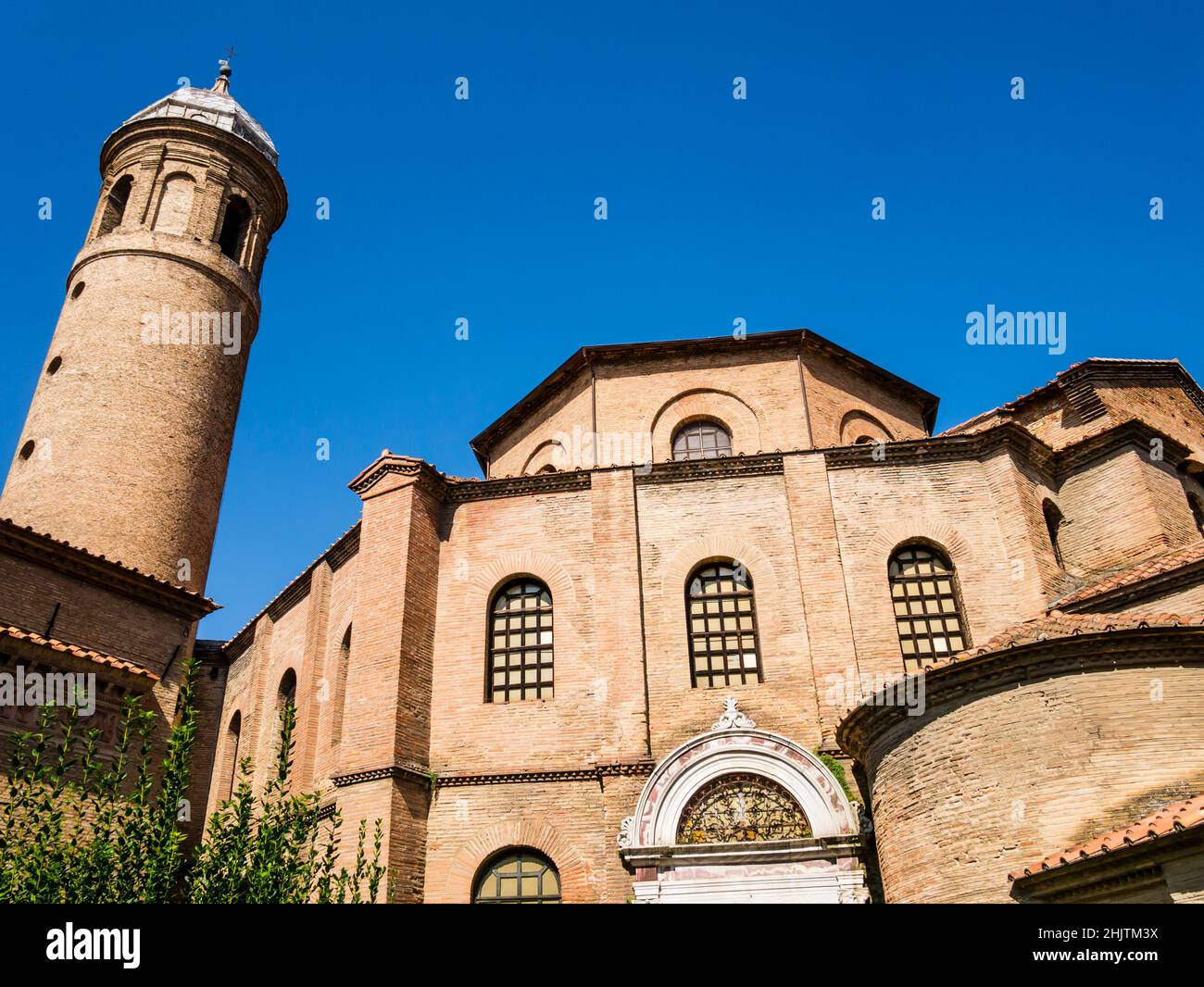 Vista panorámica de la Basílica de San Vitale, Ravenna, Italia Fotografía de stock - Alamy Vista panorámica de la Basílica de San Vitale, Ravenna, Italia Fotografía de stock - Alamy