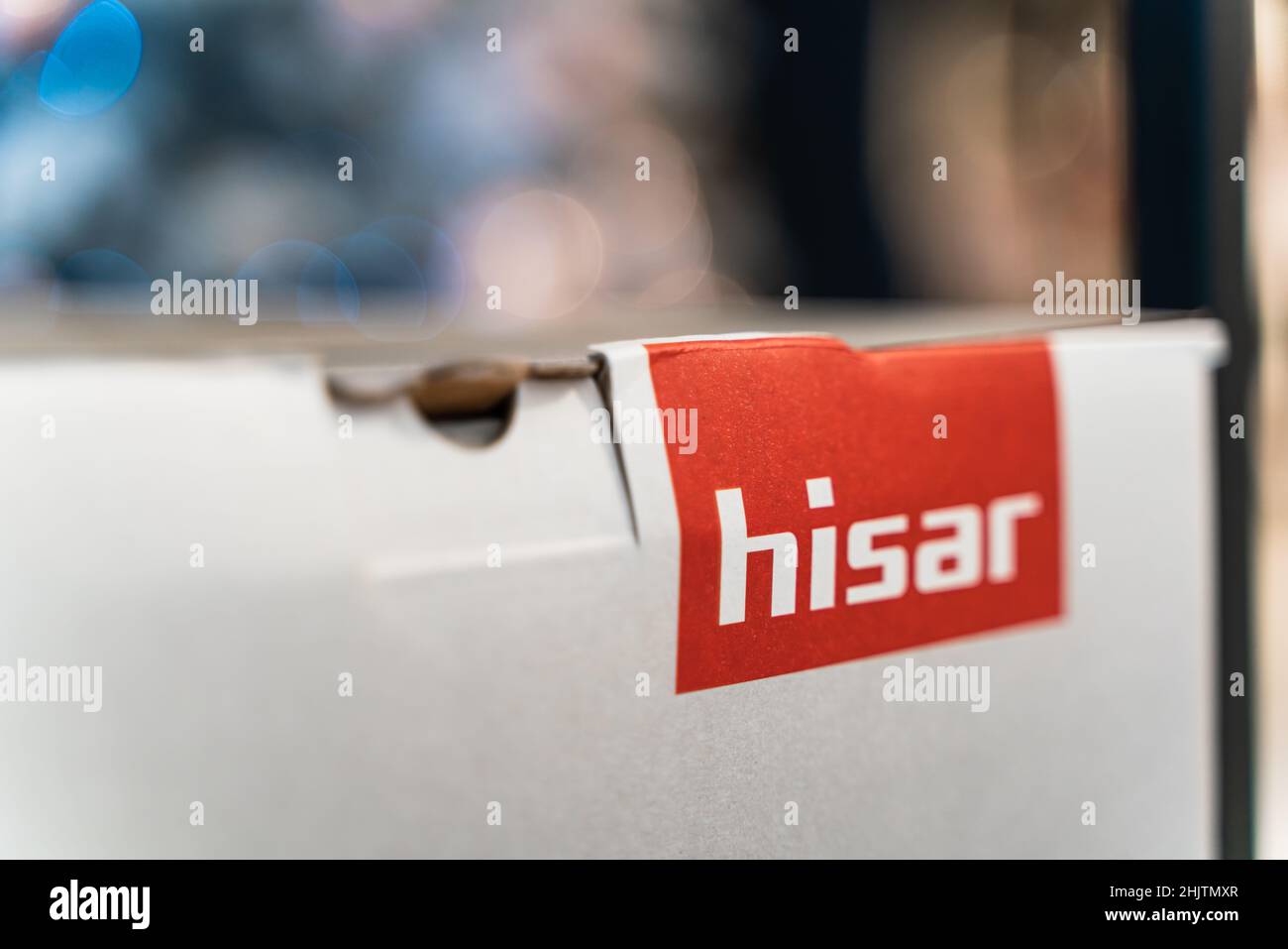 Logotipo de la marca Hisar Turkish Manufacturer Cubertería productos horquillas, cucharas y cuchillos en Estambul, Turquía, 19.11.2021 Foto de stock