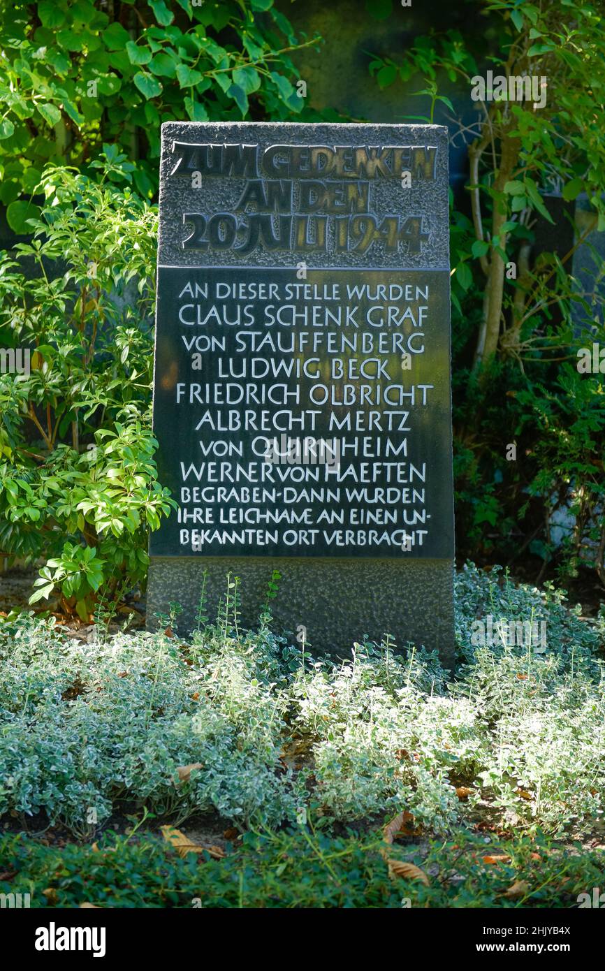 Ehrengrab 20 juli 1944, alterar Sankt Matthaeus Kirchhof, Schöneberg, Berlin, Deutschland Foto de stock
